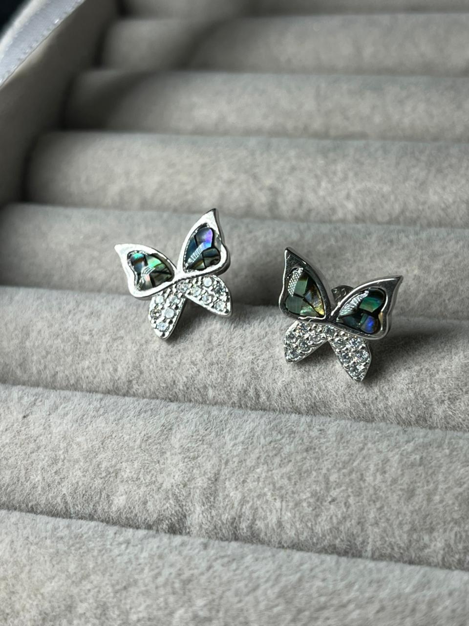 Aros pasantes mariposas con nácar 