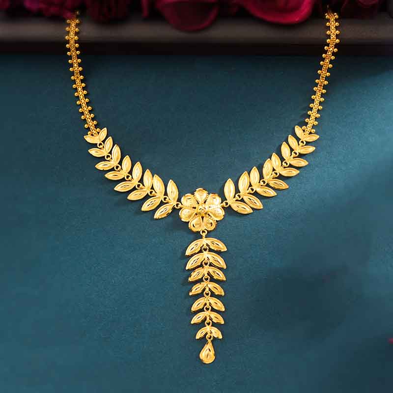 Elegant Gold Necklace