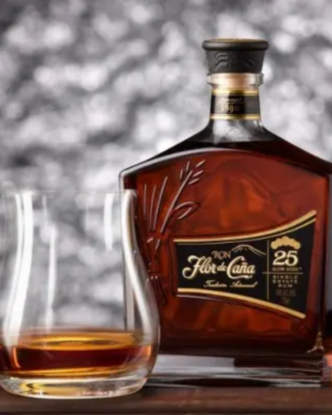 Flor de Caña Añejo