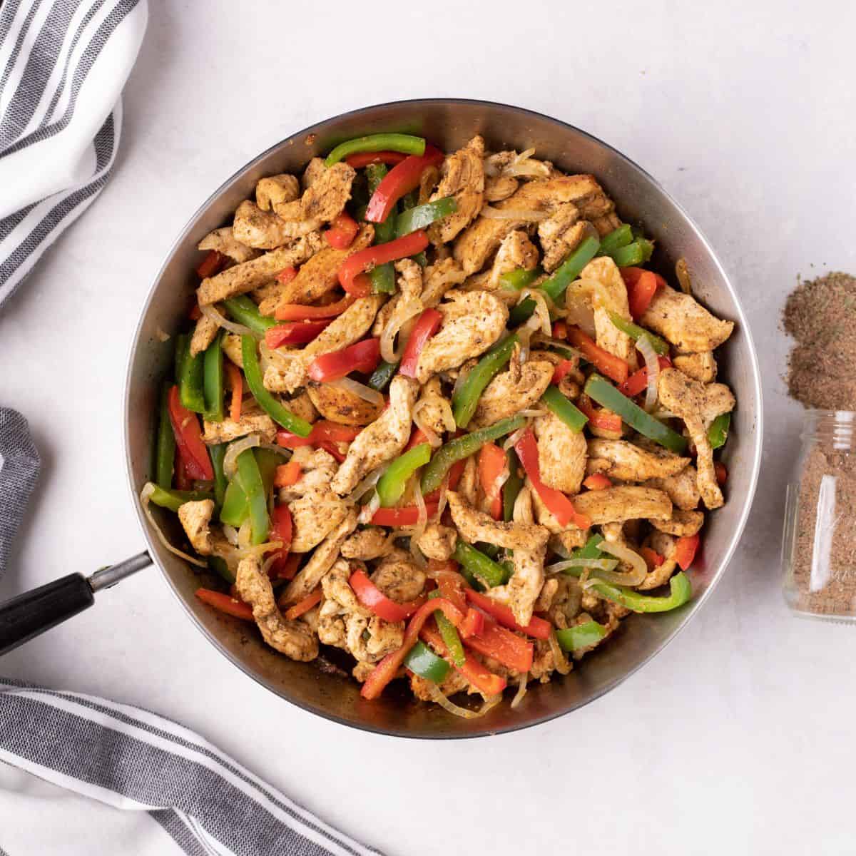 Chicken Fajitas/  Fajitas De Pollo