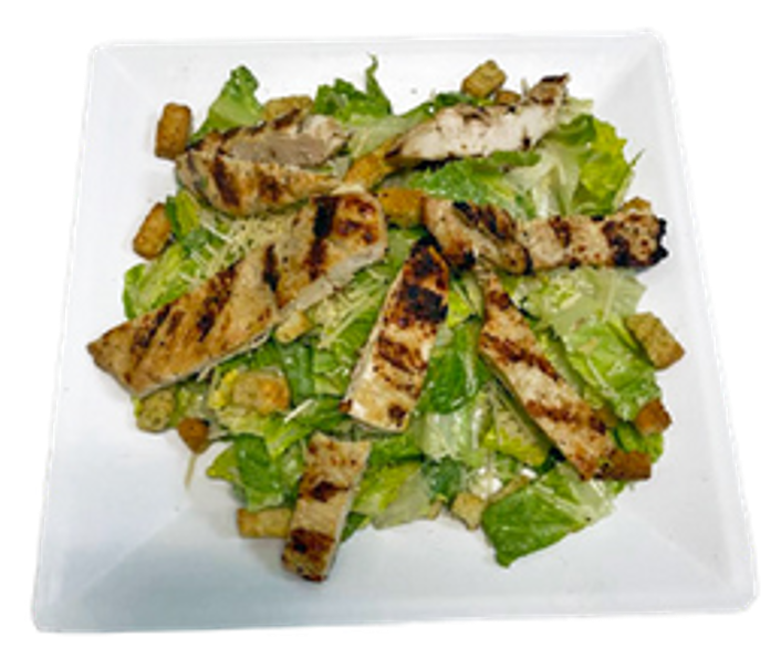 Chicken Cesar Salad/Ensalada César De Pollo