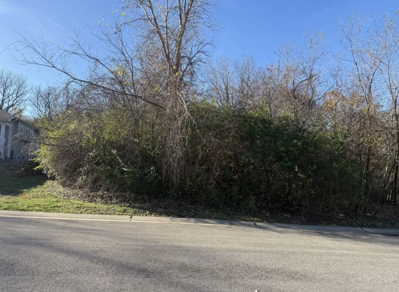 Topeka - KS SE Taurus Av.