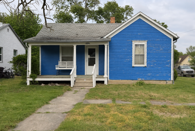 Moundridge - KS 524 S Randall Ave. 