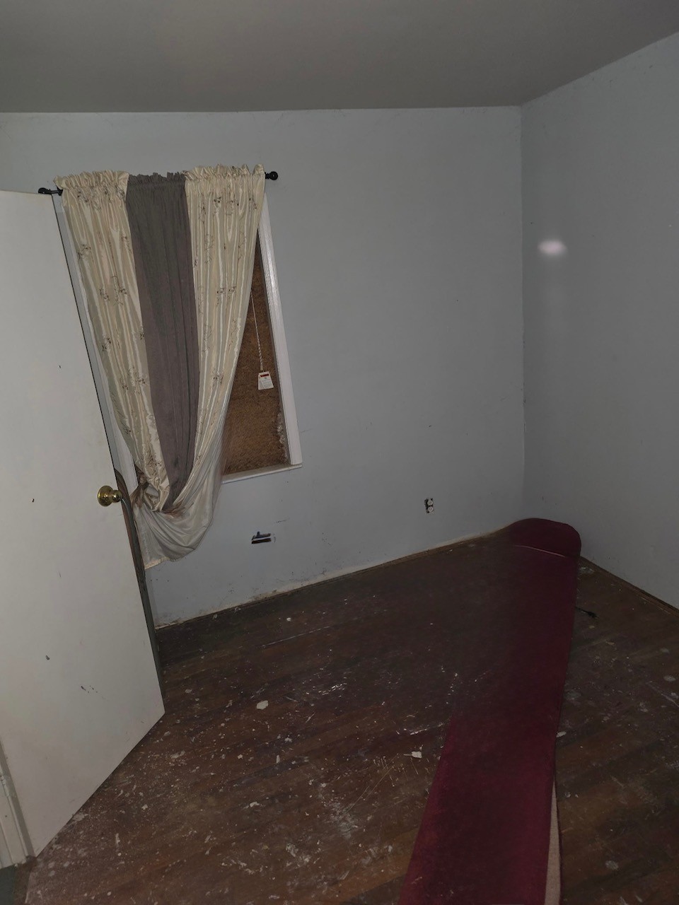 Topeka - KS 1927 SE Illinois Ave 