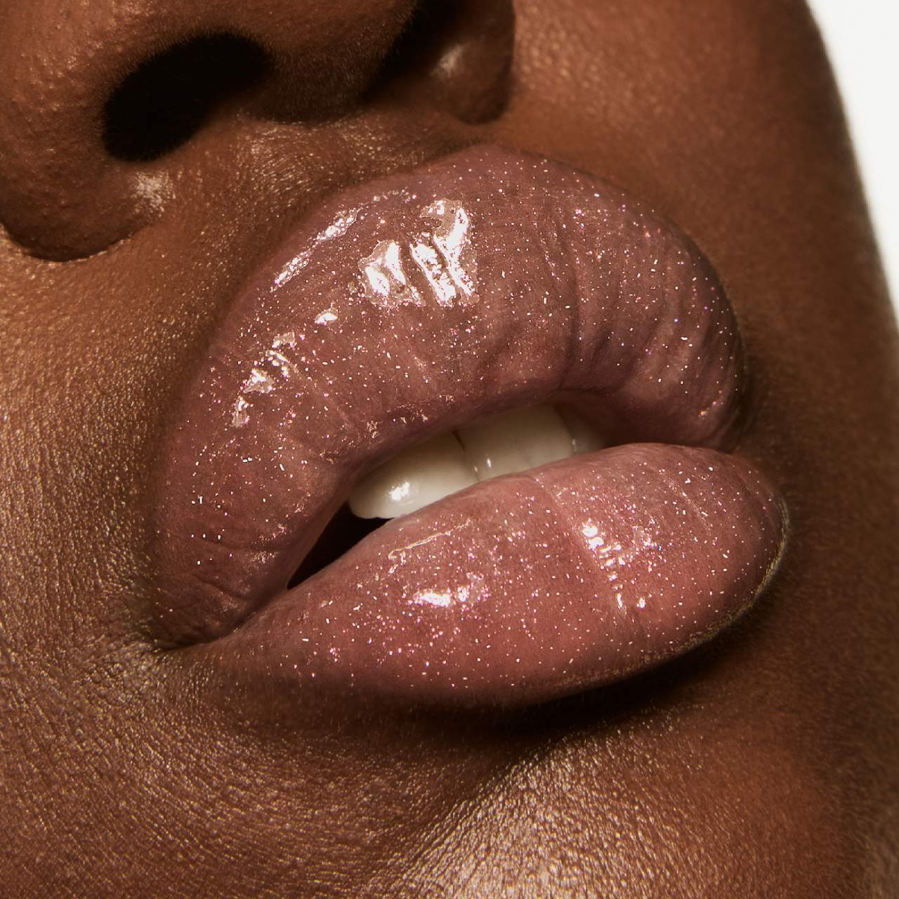 PRE ORDER Lip Lacq- Maximising Lip Plumping Serum