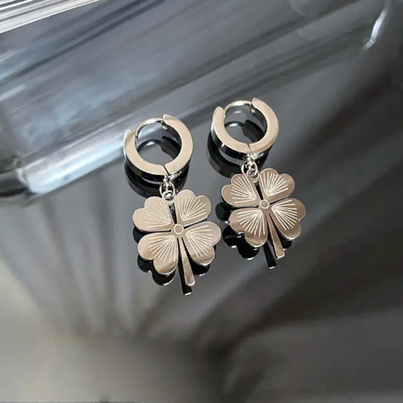 Teulrip Statement Titanium Steel Four-Clover Hoop Earrings for Girls & Women