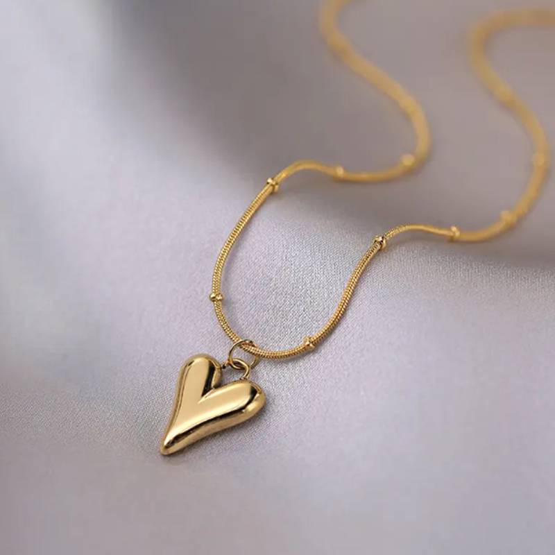 TEULRIP Gold-Plated Stainless Steel Heart Pendant Necklace - Elegant Jewelry 