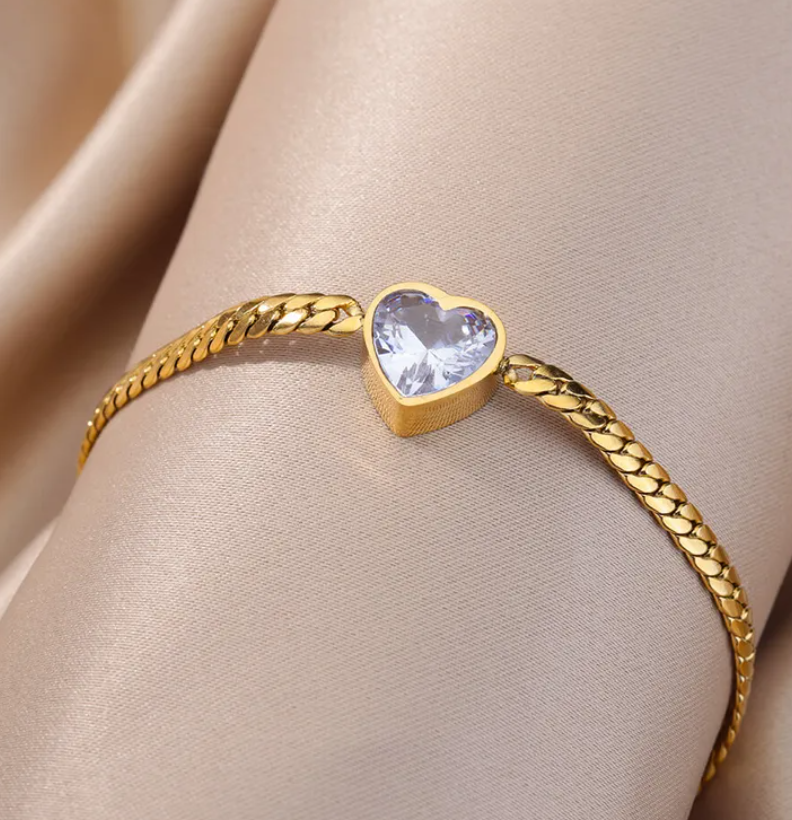 TEULRIP Anti Tarnish Gold Plated Stainless Steel Zircon Heart Cuban Chain Bracelet for Women