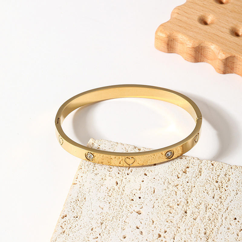 TEULRIP Gold Plated Stainless Steel Zircon Heart Bracelet for Women
