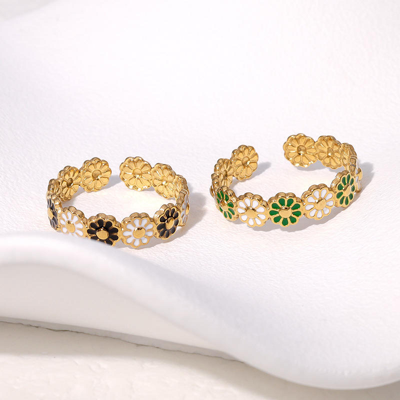 TEULRIP Gold Plated Stainless Steel Floral "Black-White-Green" Enamel Adjustable Ring for Women