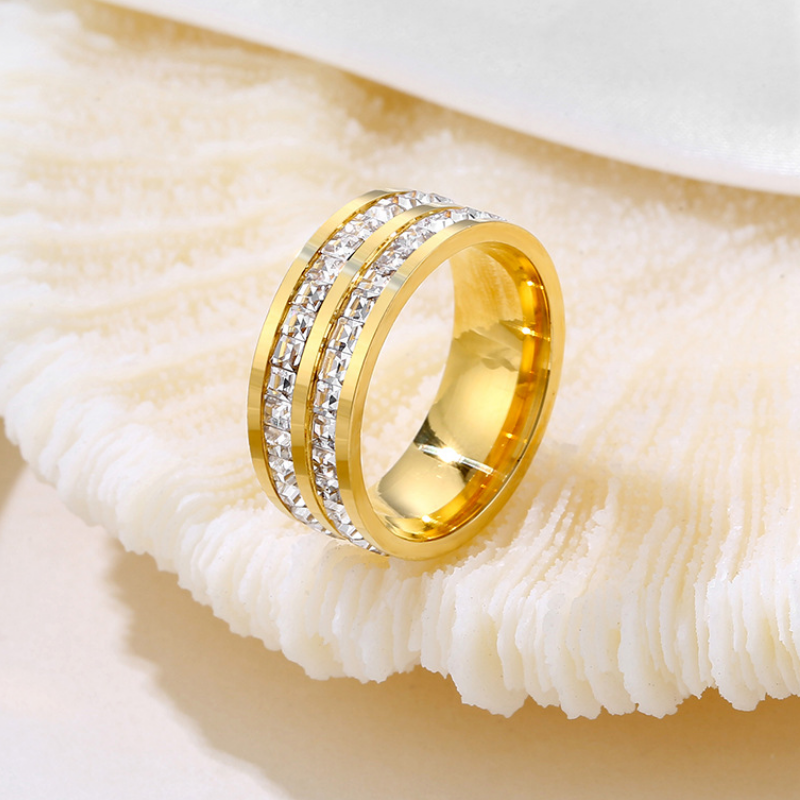 TEULRIP Stainless Steel Cubic Zirconia Circle Ring