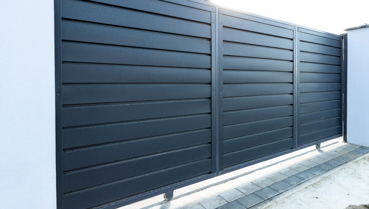 Puerta corredera Modelo BAVARIA