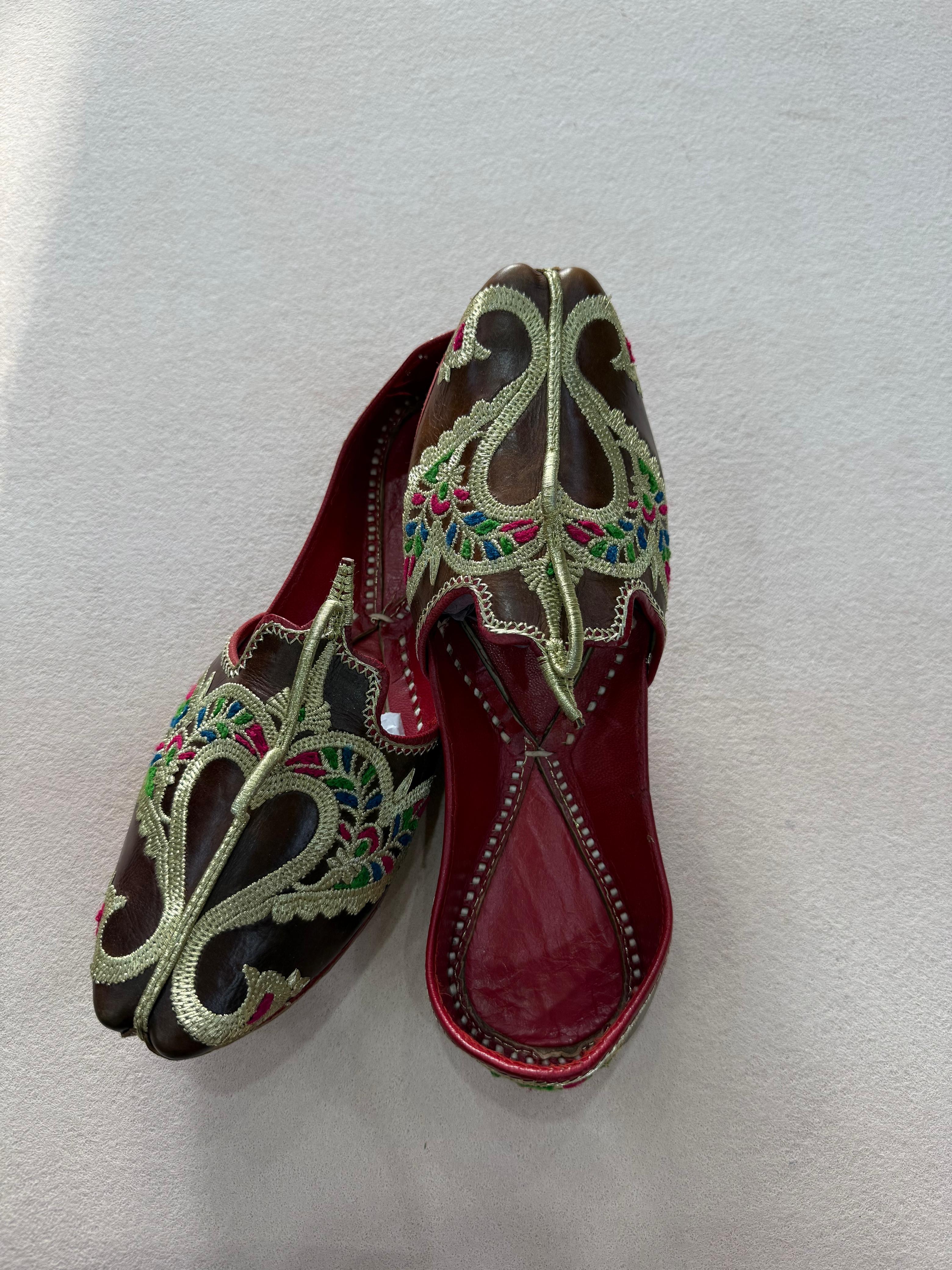 Traditional dark brown till khusa 