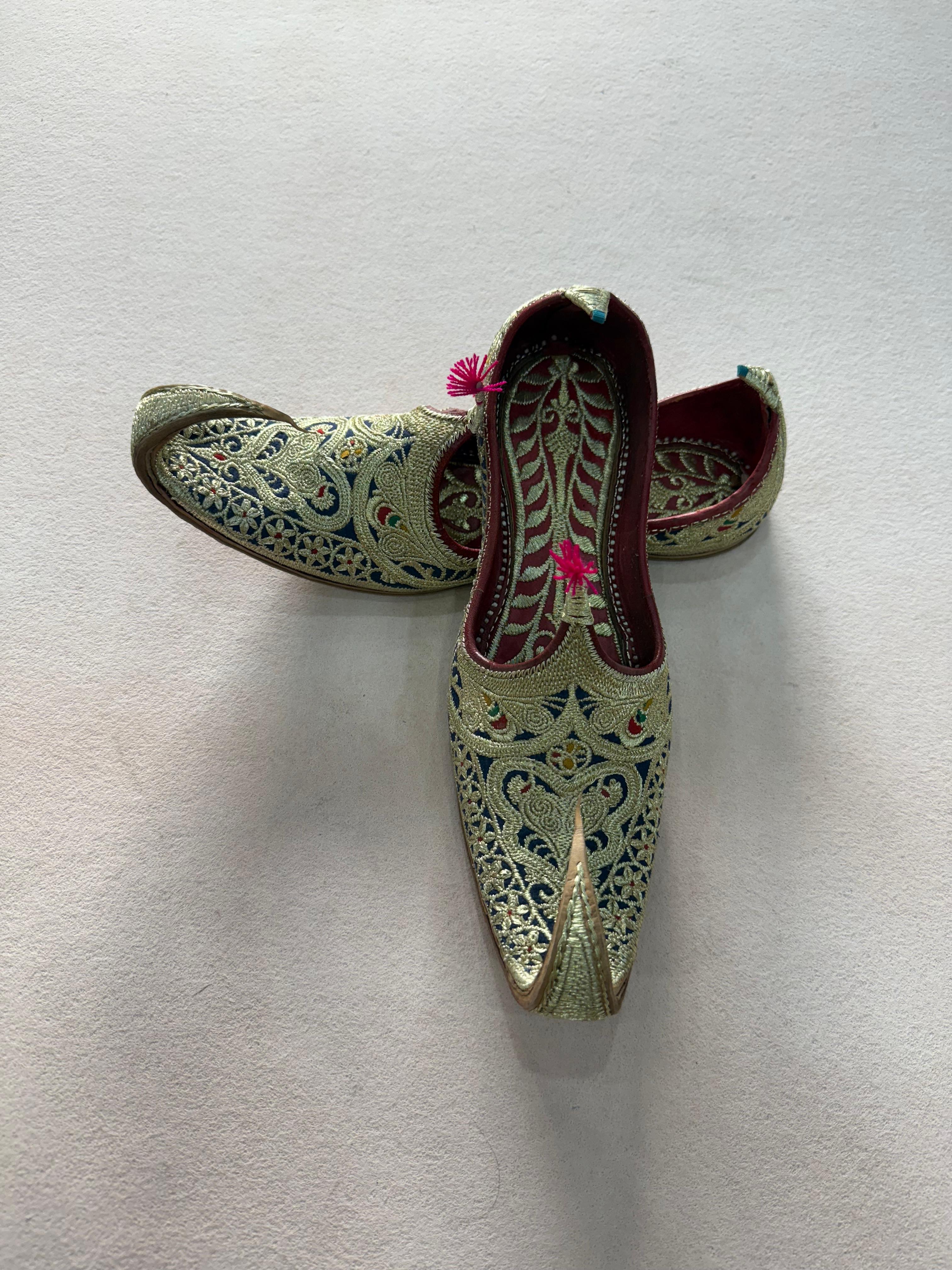 Traditional Men’s  Tilla Jutti