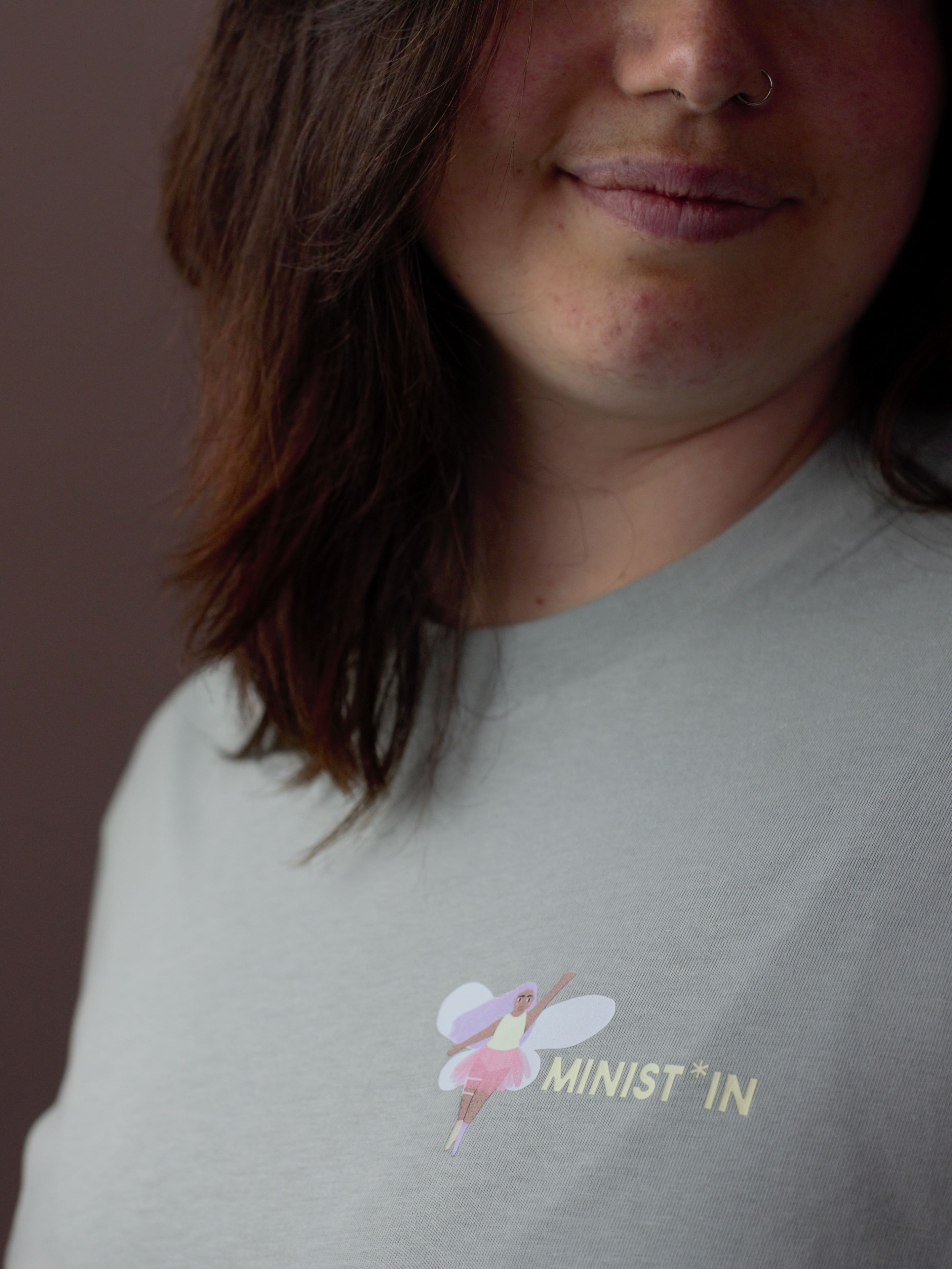 "FEEminist*in" Erwachsenen T-Shirt