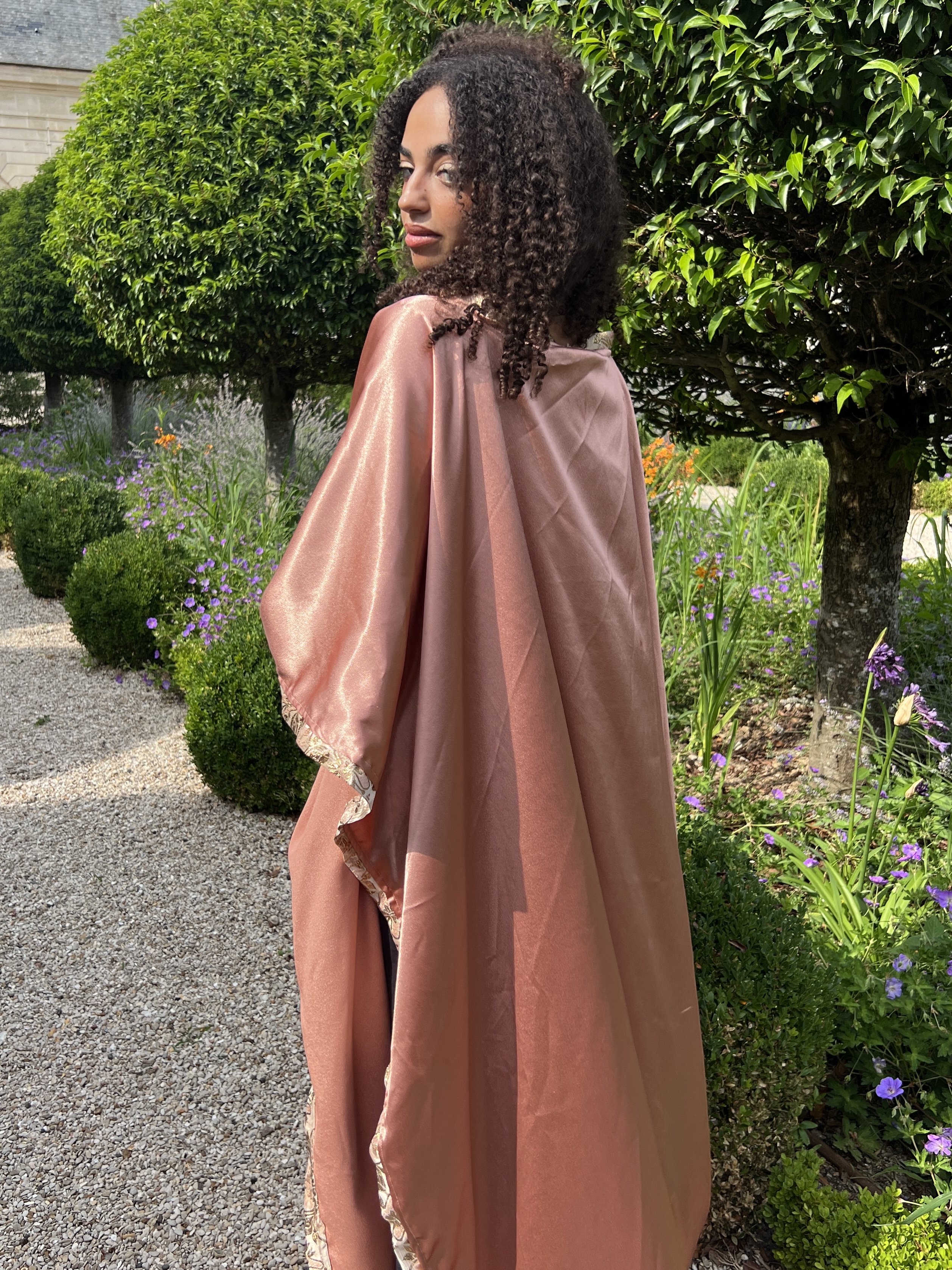Cape Brocart Satin rose