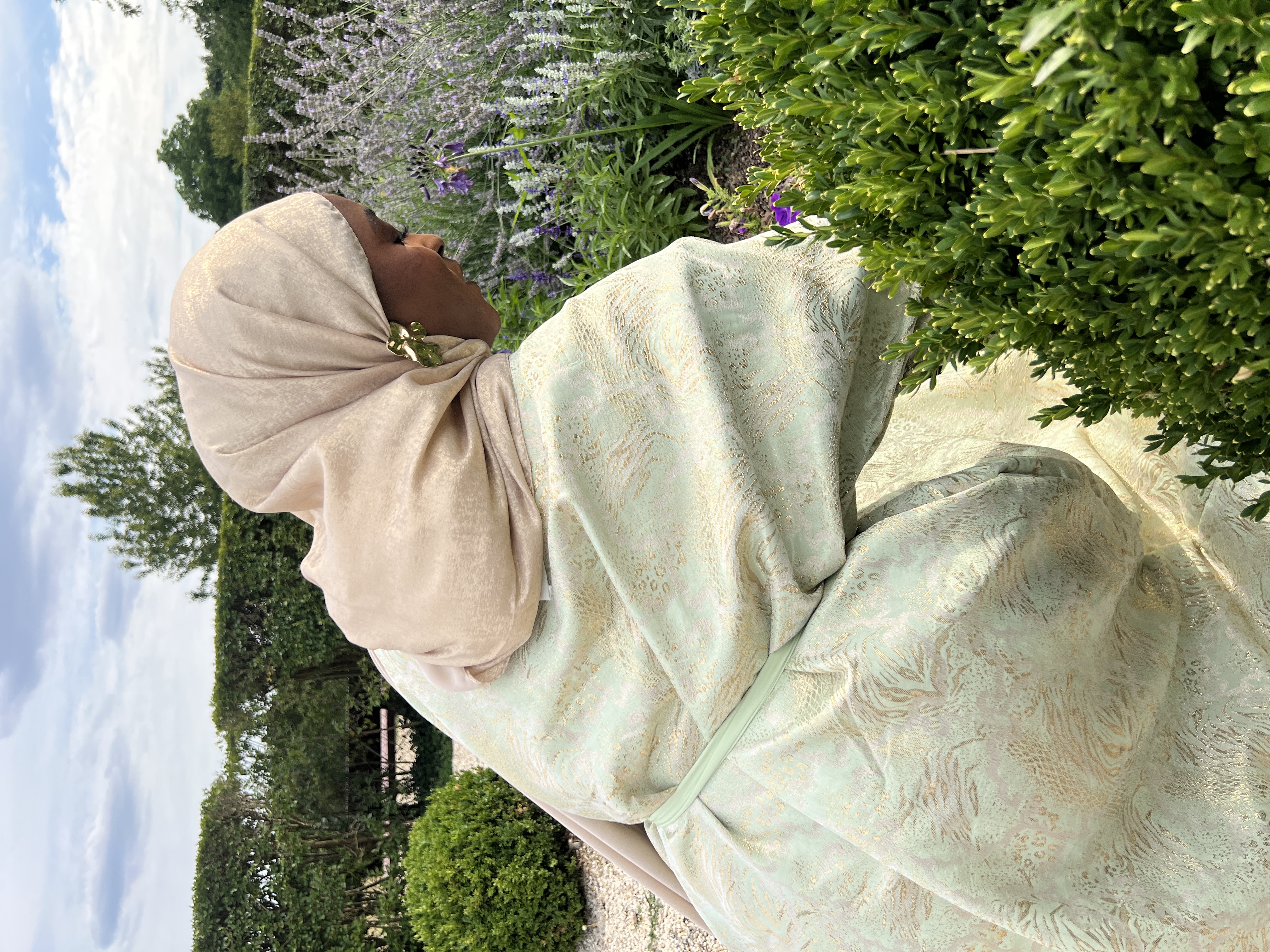 Kimono Lotus