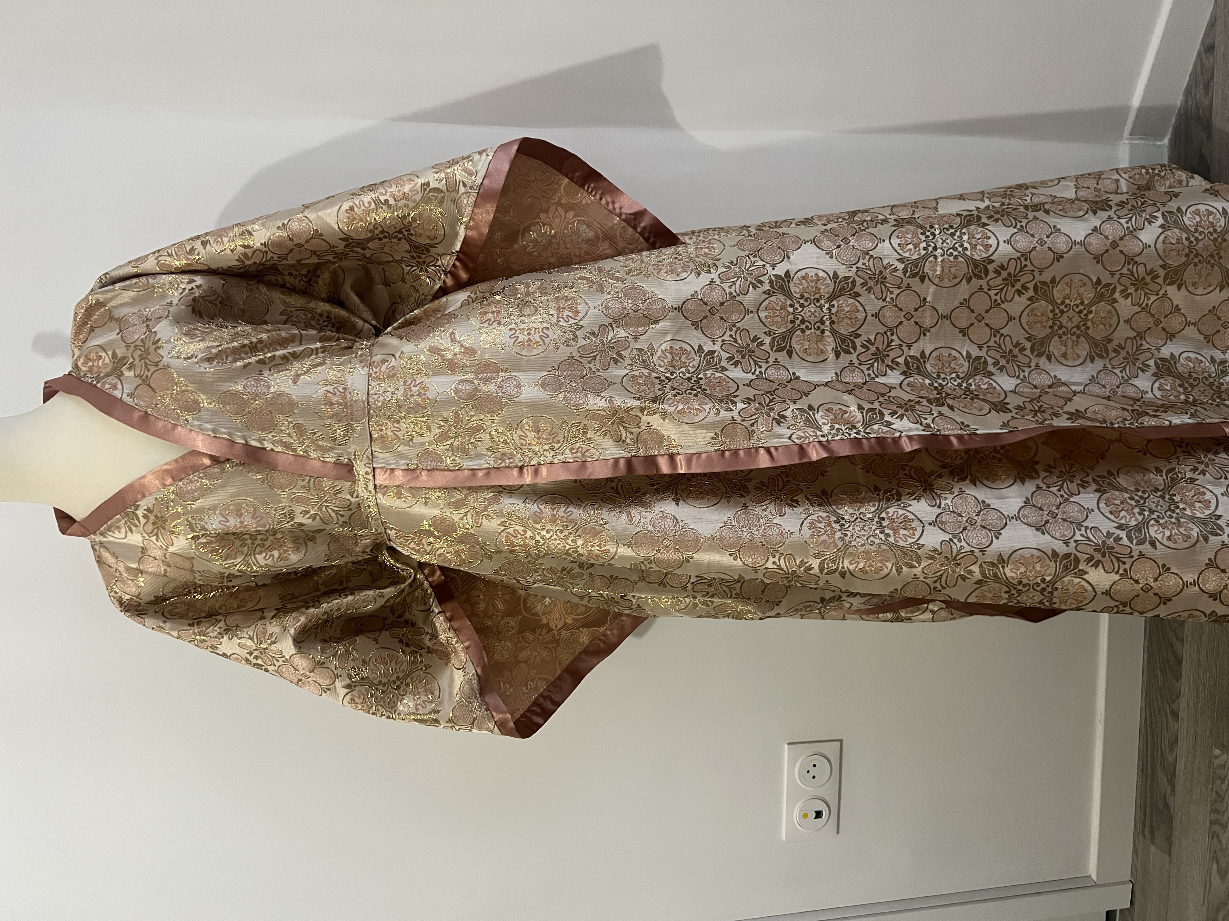 CAPES BROCART SUR MESURE