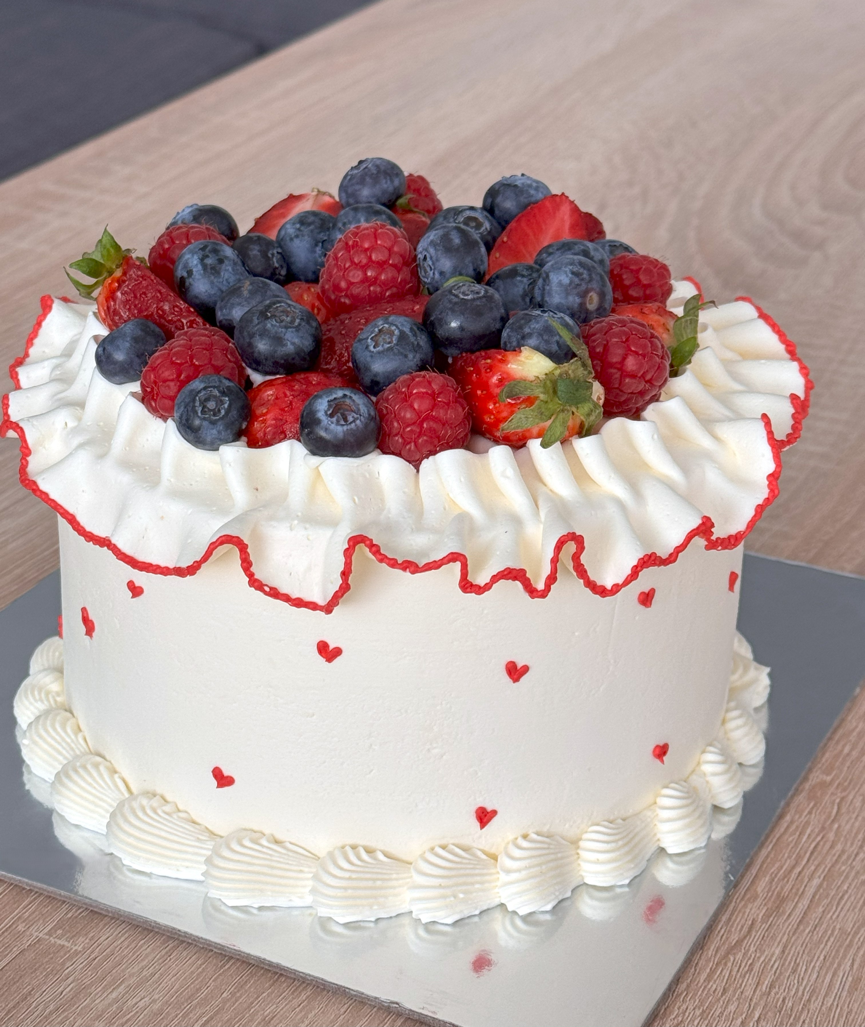 Bento torta s ovocným zdobením