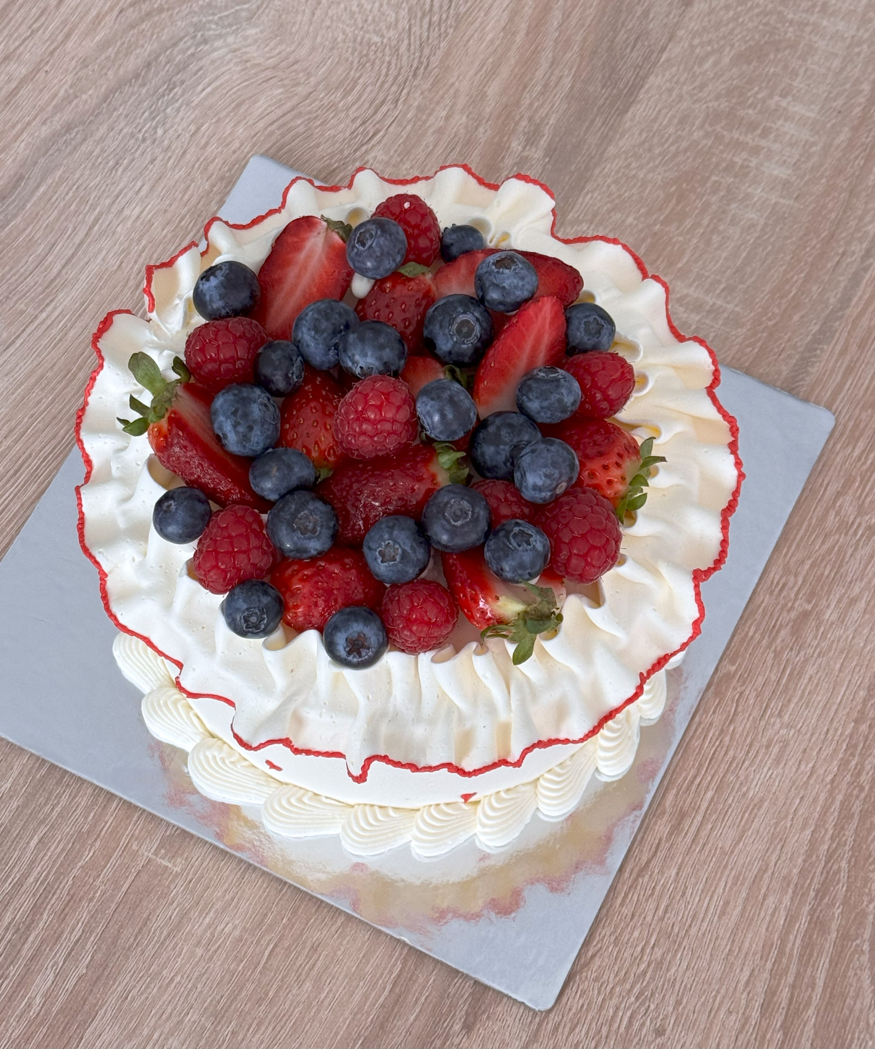 Bento torta s ovocným zdobením