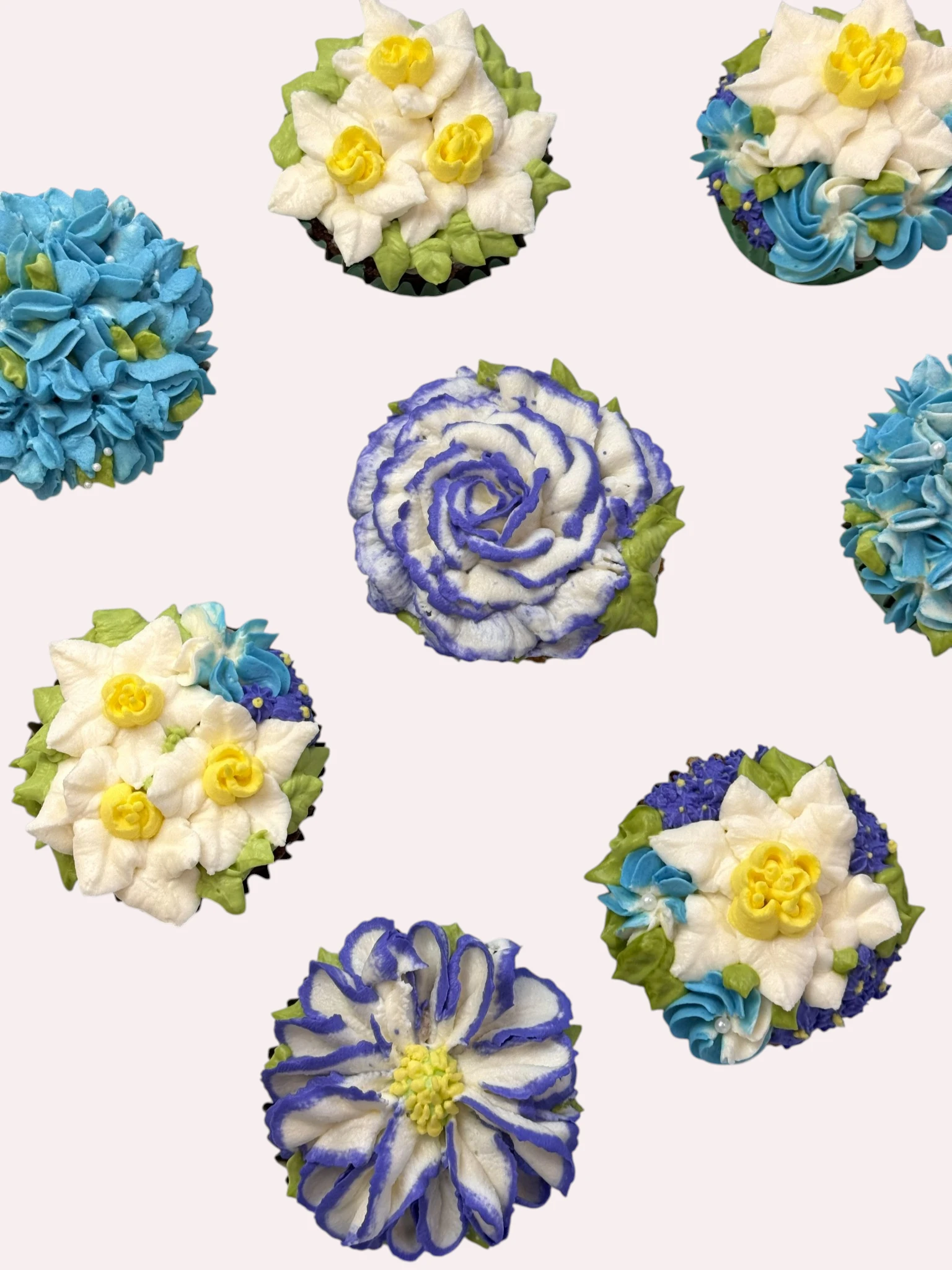 Cupcaky na MDŹ v Bratislave – kvety, ktoré sa dajú ochutnať🩷🤍🌸