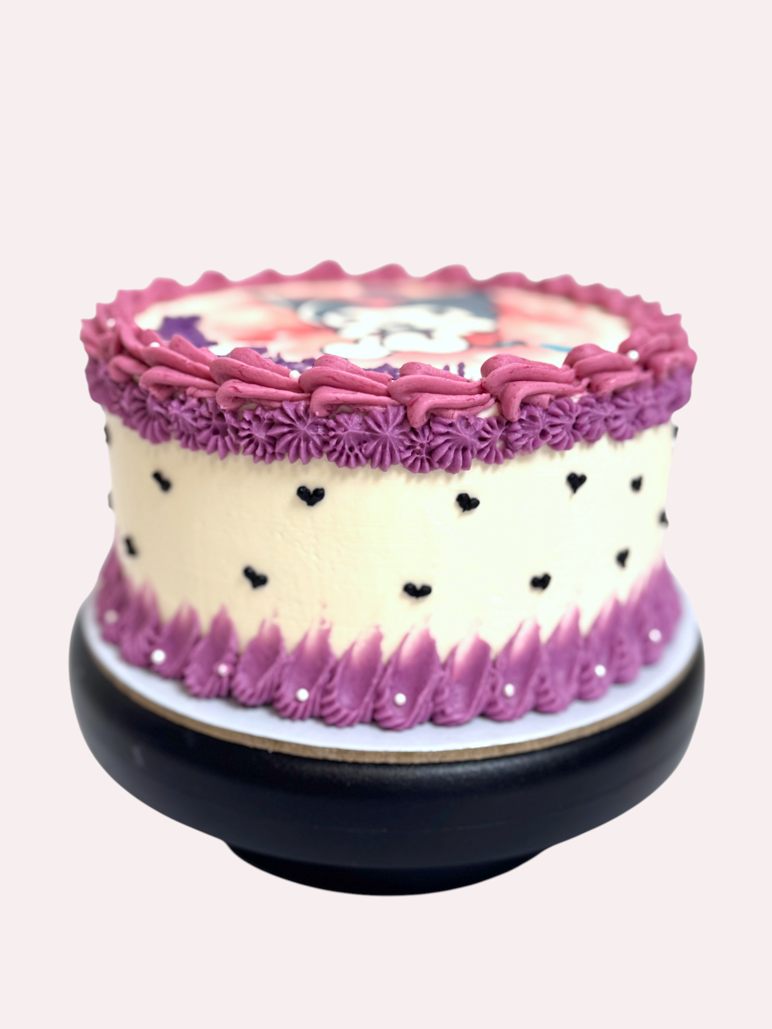 Bento torta Kuromi – jedlá tlač na kréme