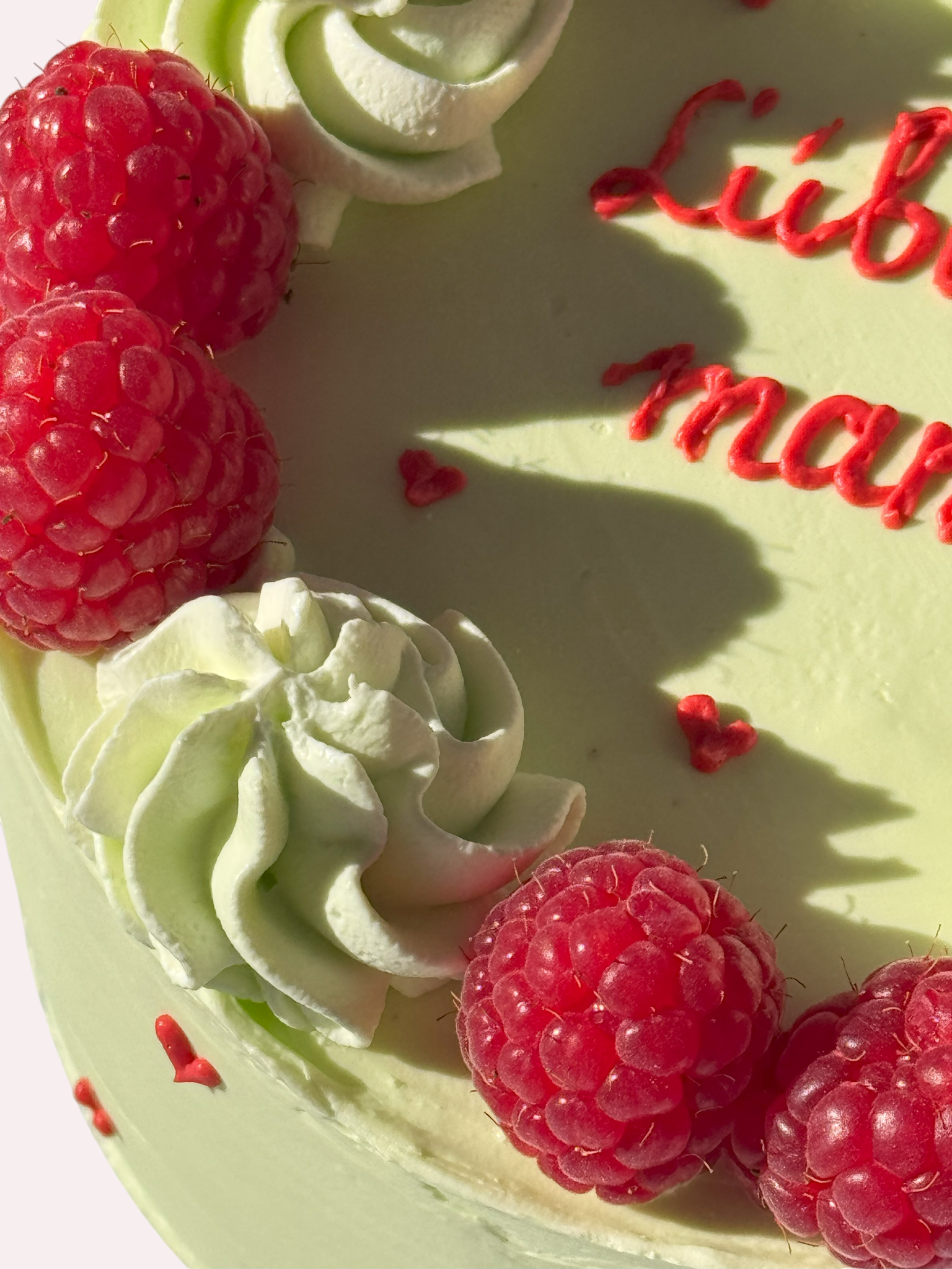 Bento torta s malinami