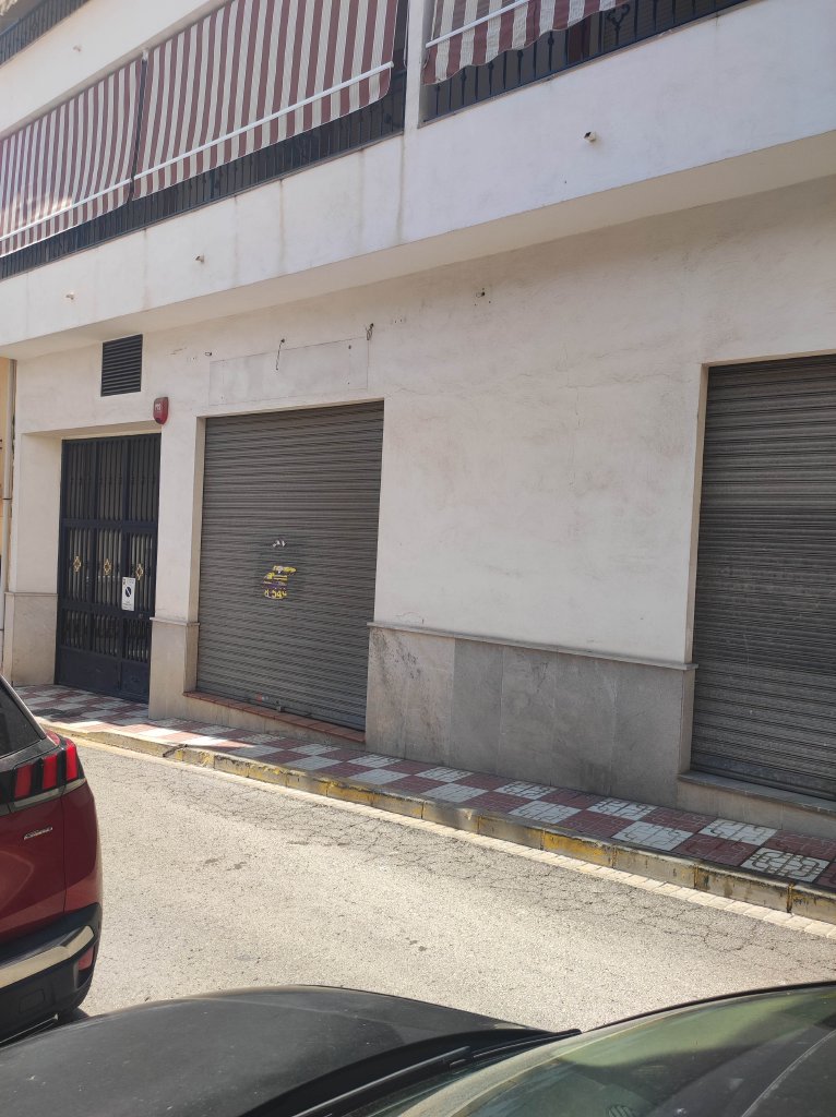 Local en venta en Calle Parras, 3
