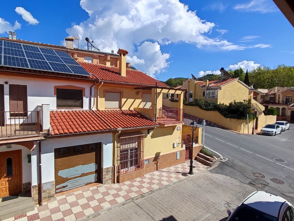 Casa / Chalet adosado en venta en Calle Maestro Leonides Sánchez 10