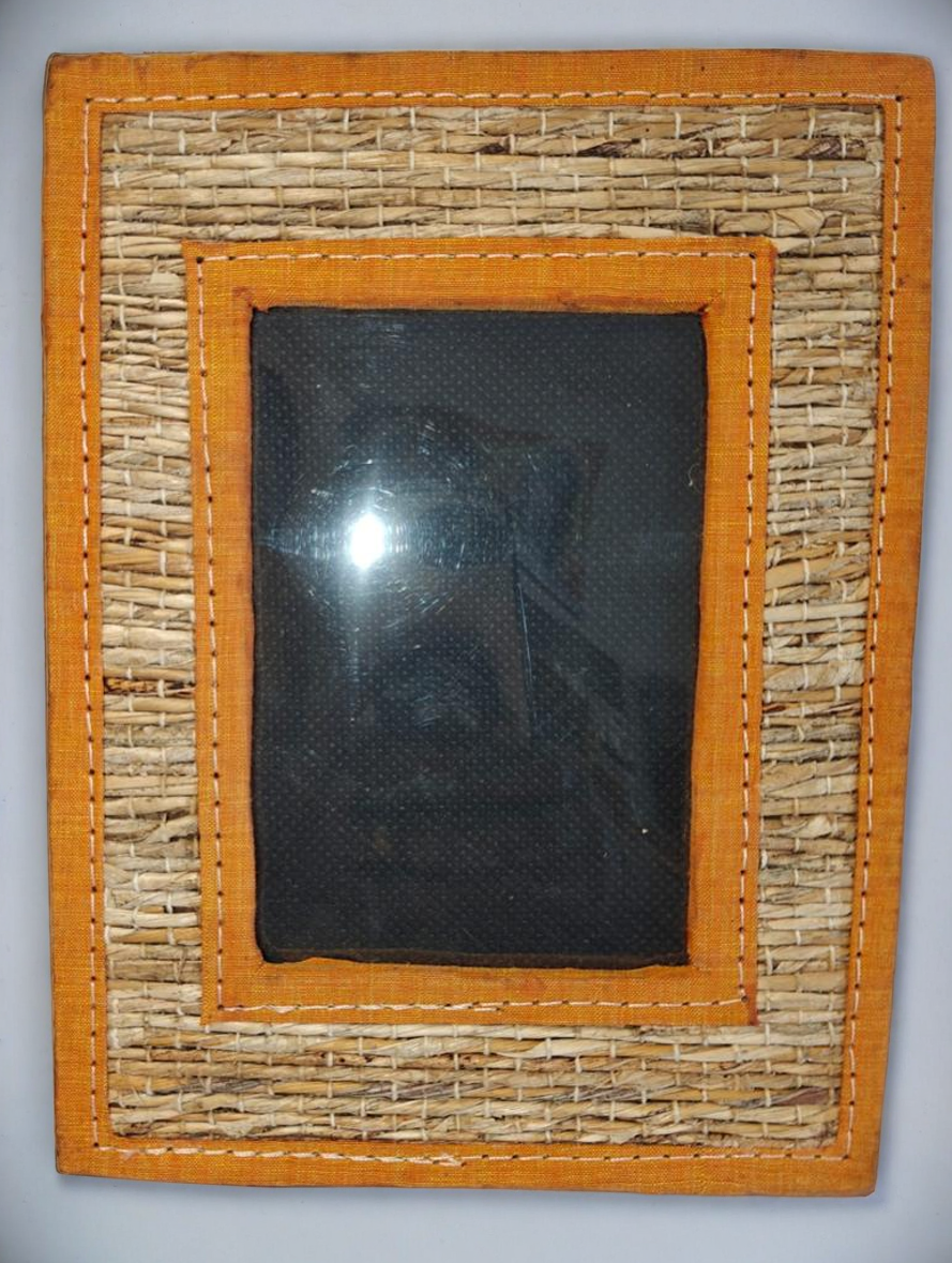  BANANA FIBRE PHOTO FRAME