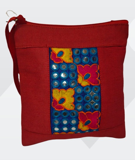 MIRROR EMBROIDERY JOLNA