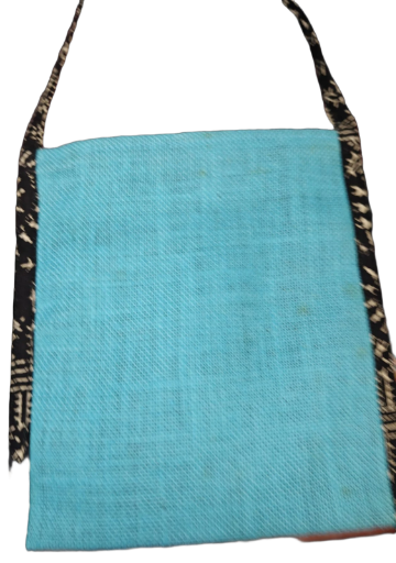 WORLI SLING BAG