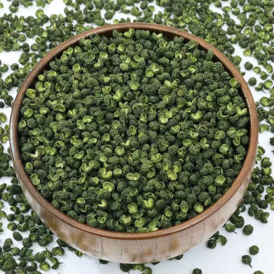 Premium Grade Sichuan Green Peppers (or Peppercorns) (3 oz)