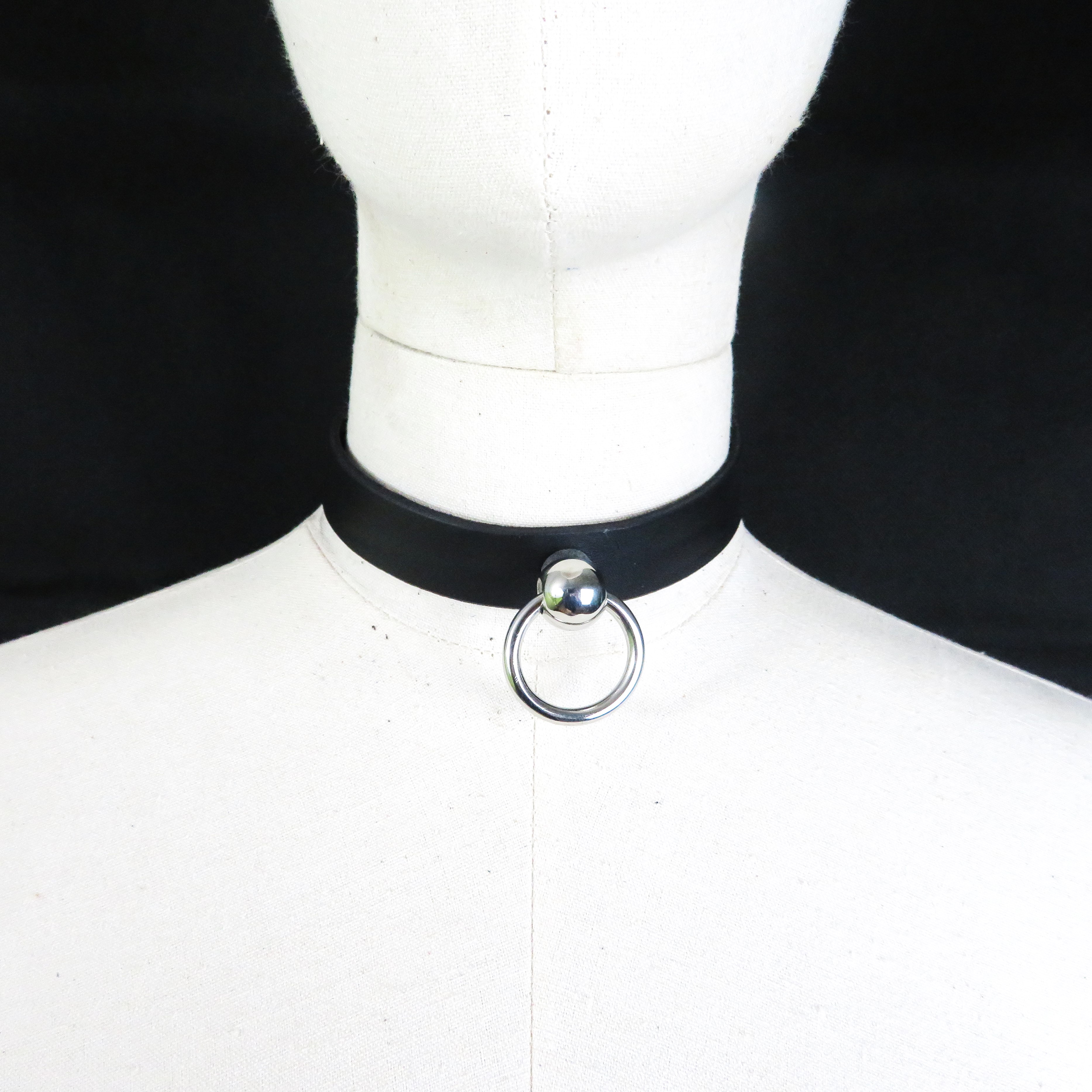Handmade Black Leather BDSM Collar – Elegant & Durable Choker
