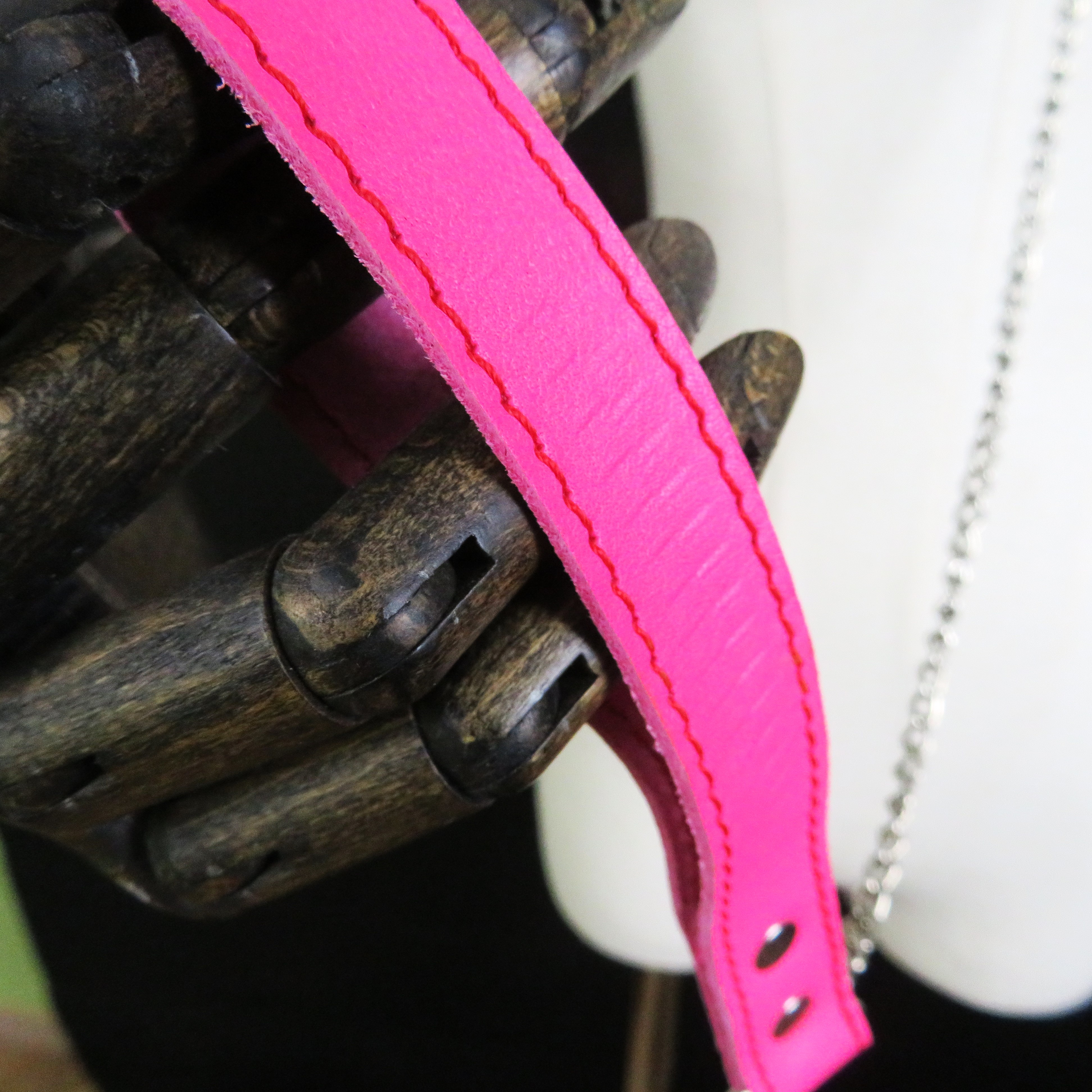 Handmade Pink Leather & Chain Leash – Elegant & Kinky Bondage Accessory