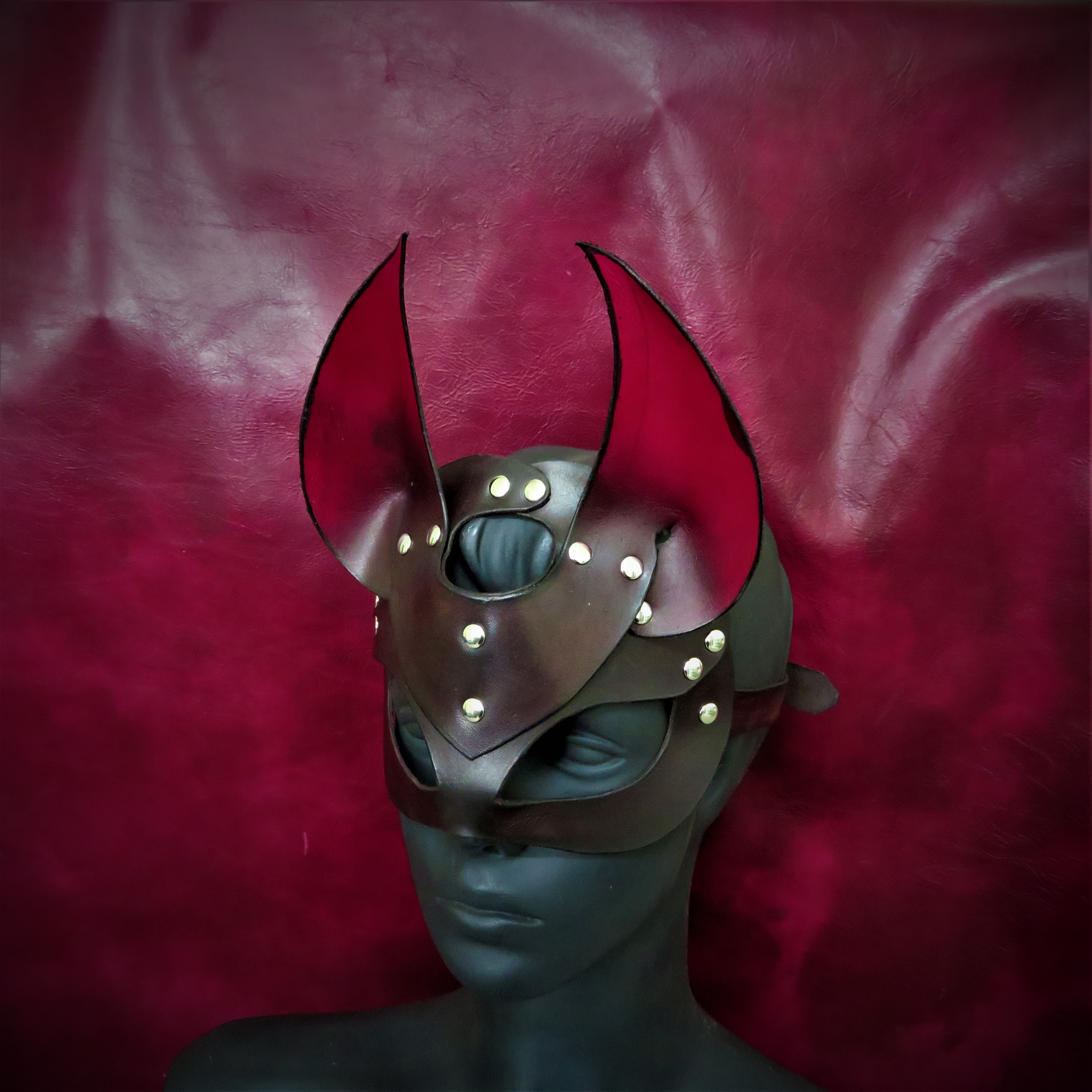 Handcrafted Red & Black Leather Devil Mask – Mysterious & Bold