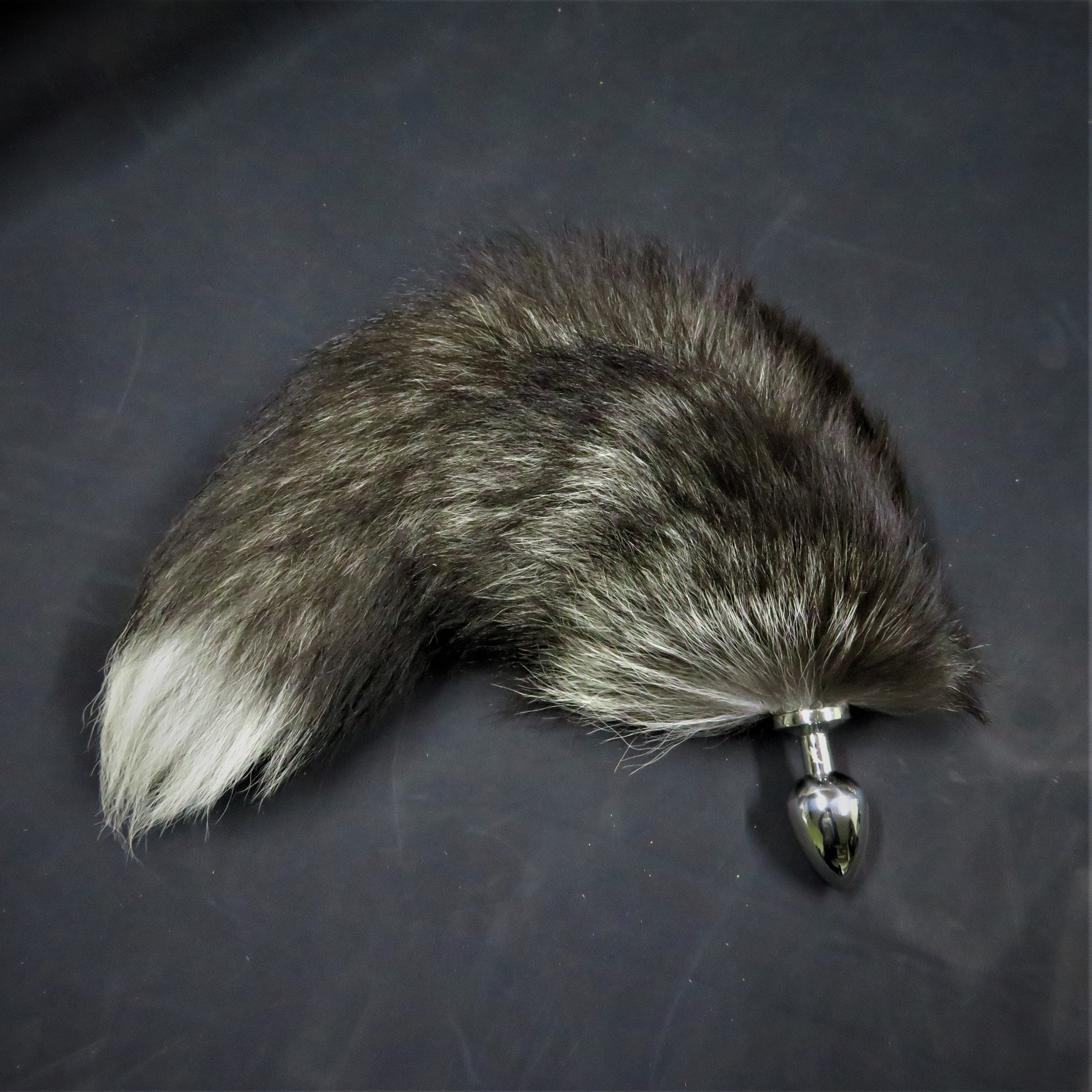 Real Fox Tail Butt Plug – Stainless Steel & Genuine Fur