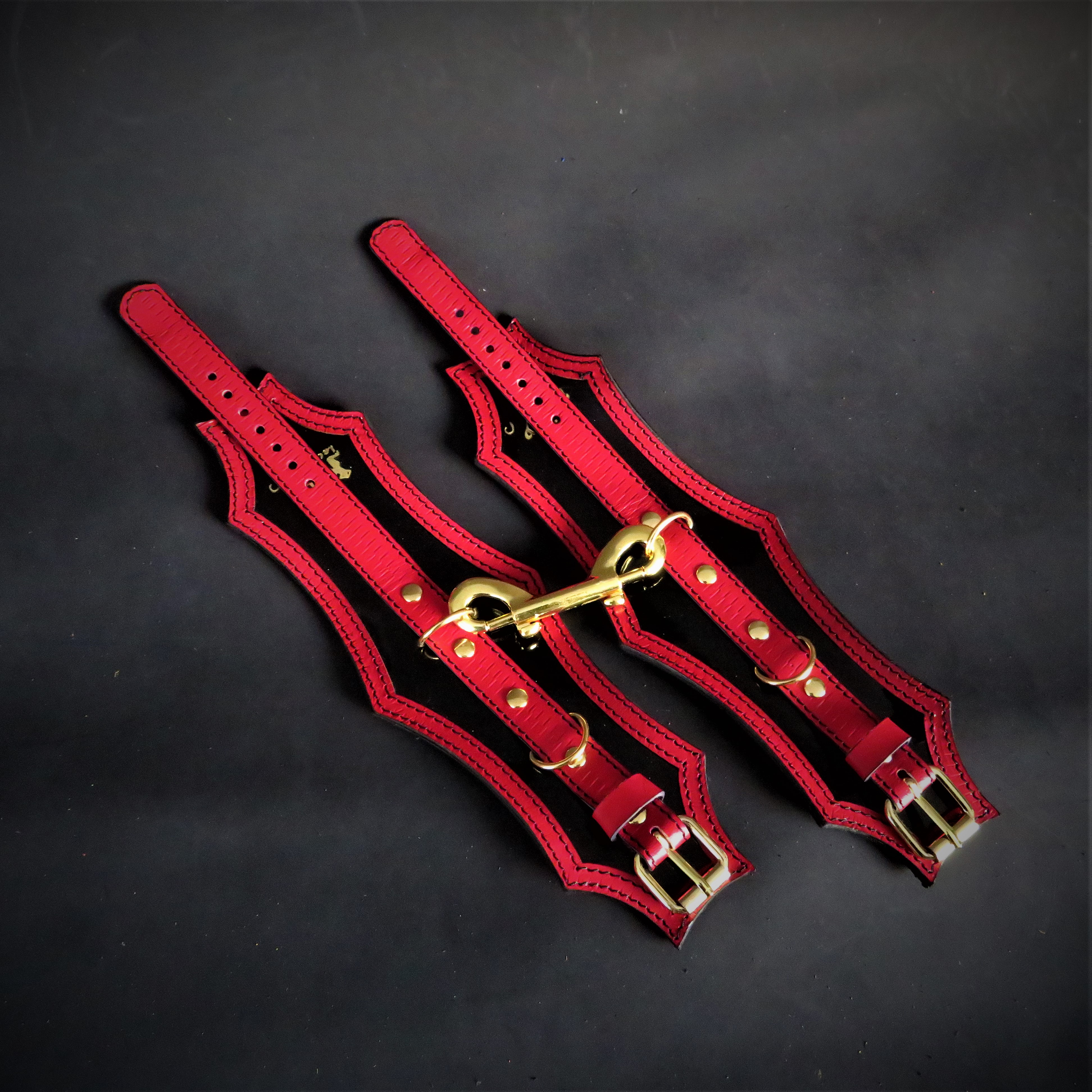 Handmade Red & Black Leather Suspension Cuffs – Vegetable-Tanned & Patent Leather with Suede Lining