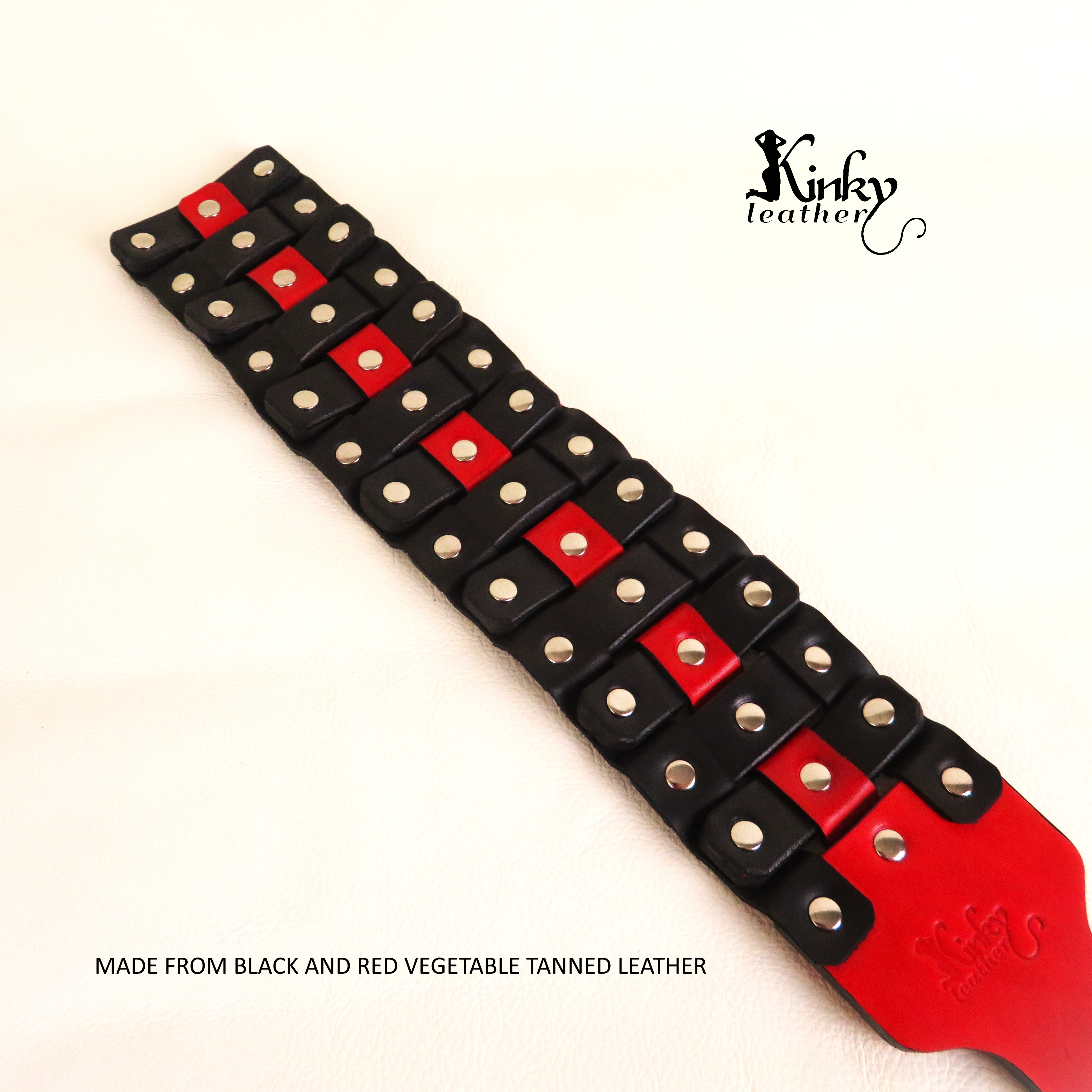 Flexible Leather Spanking Paddle – Handmade Black & Red Vegetable Tanned Impact Toy