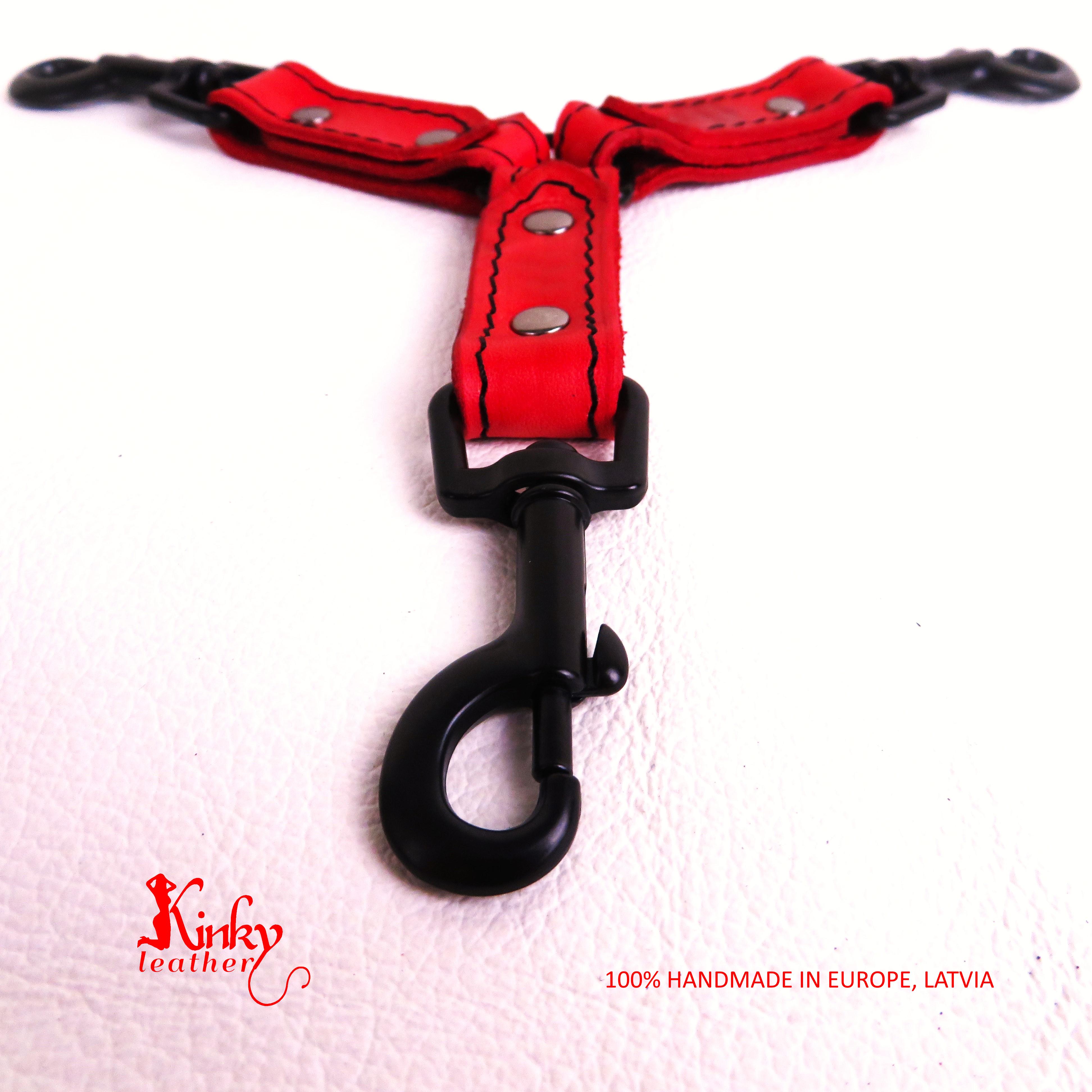 3-Way Leather Hogtie Connector – Custom BDSM Restraint Hog tie