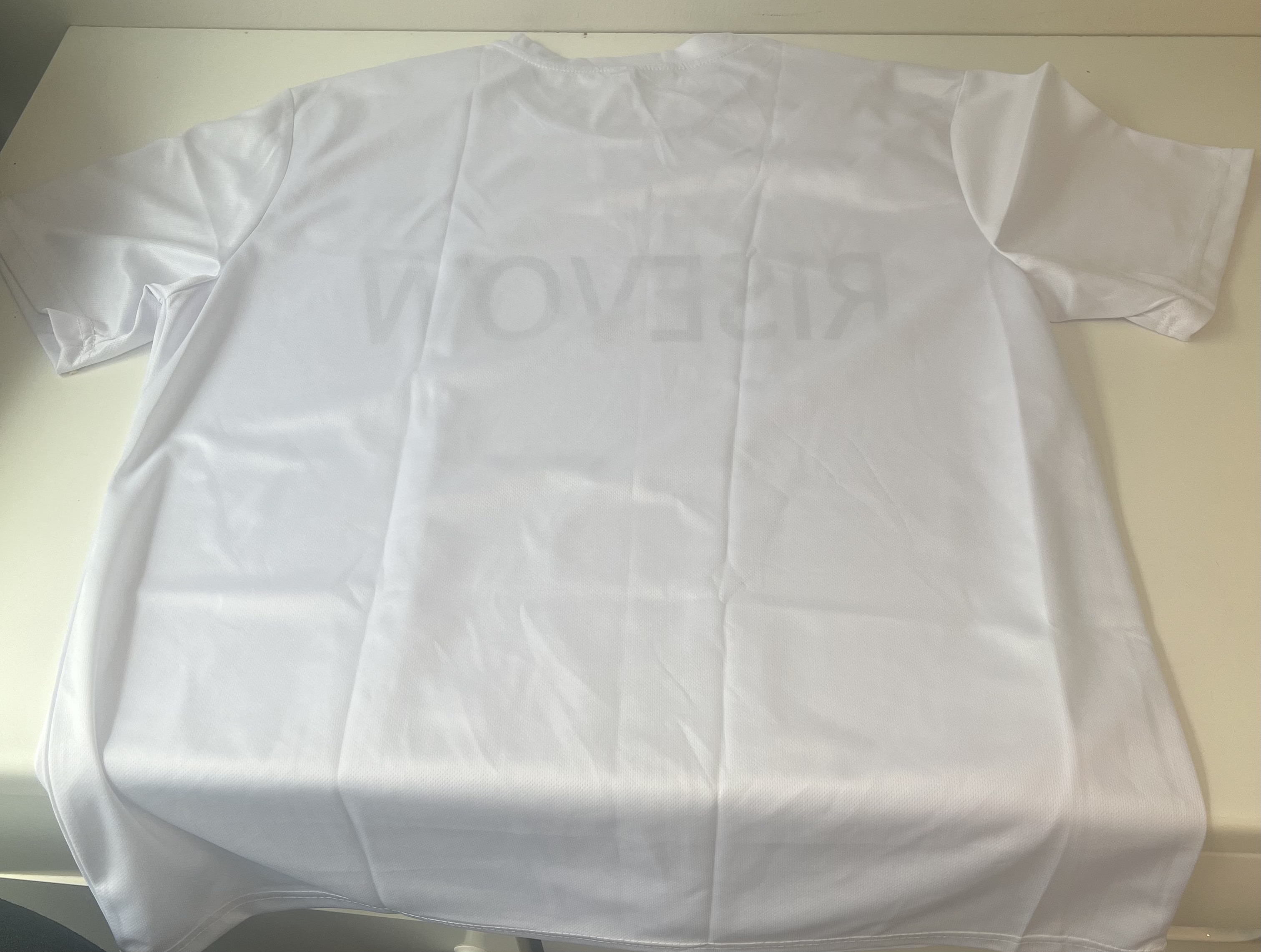 RISEVOW White T-Shirt