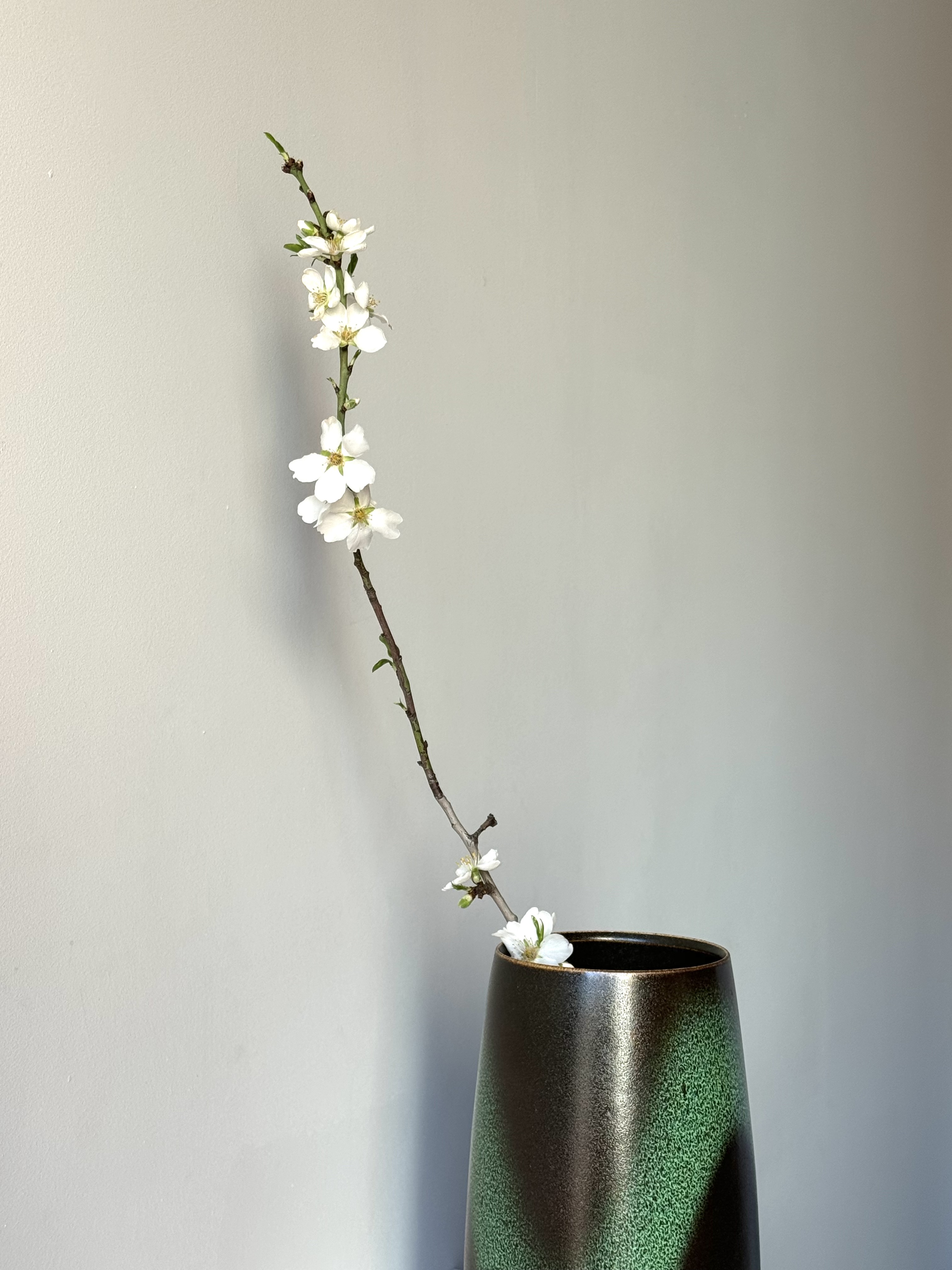 IKEBANA vase JAPAN 1960s/TACHIKICHI ‘JADE’ HISUI KYO-YAKI