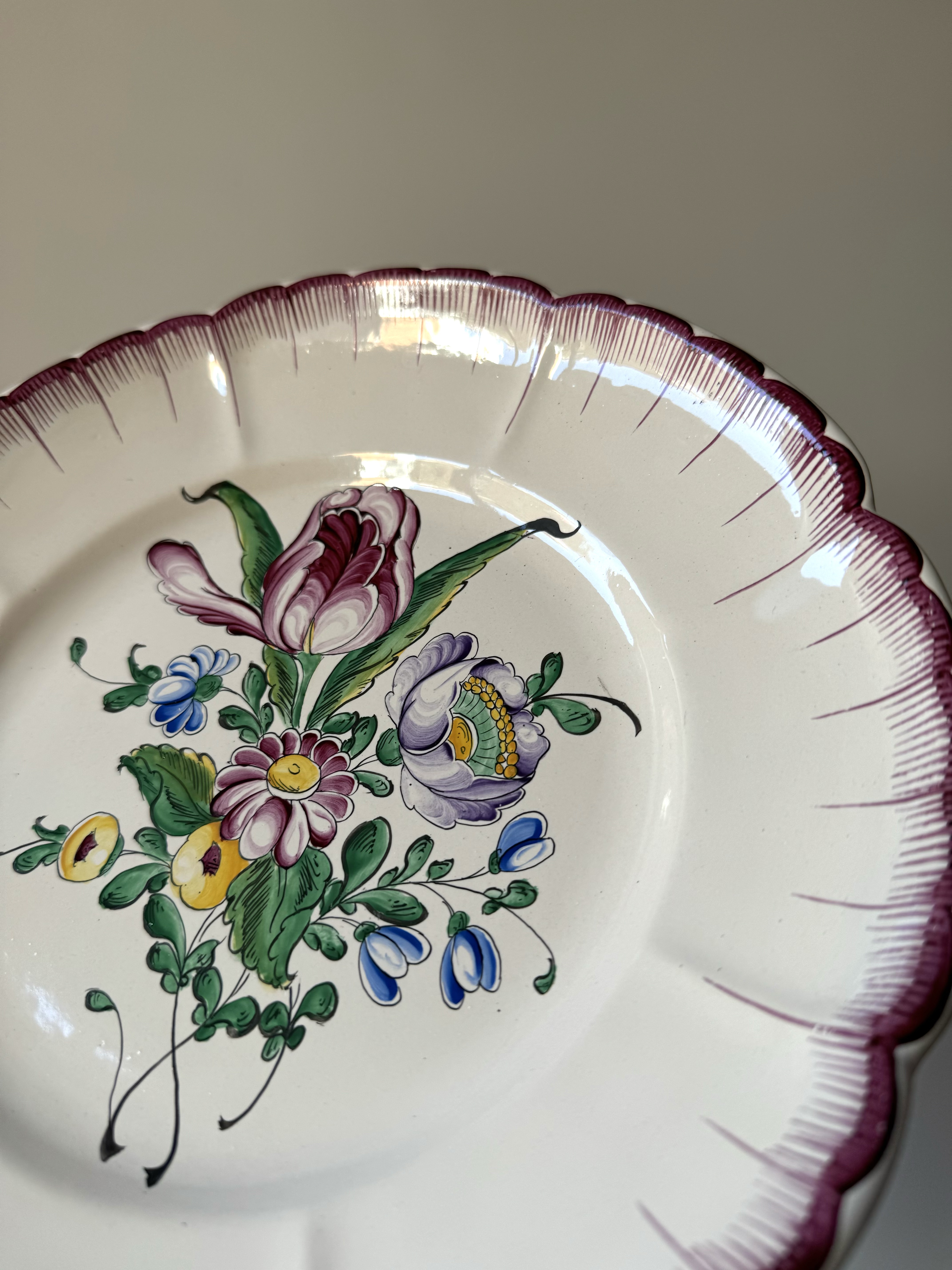 Faience plate with hand-painted flowers/ France  