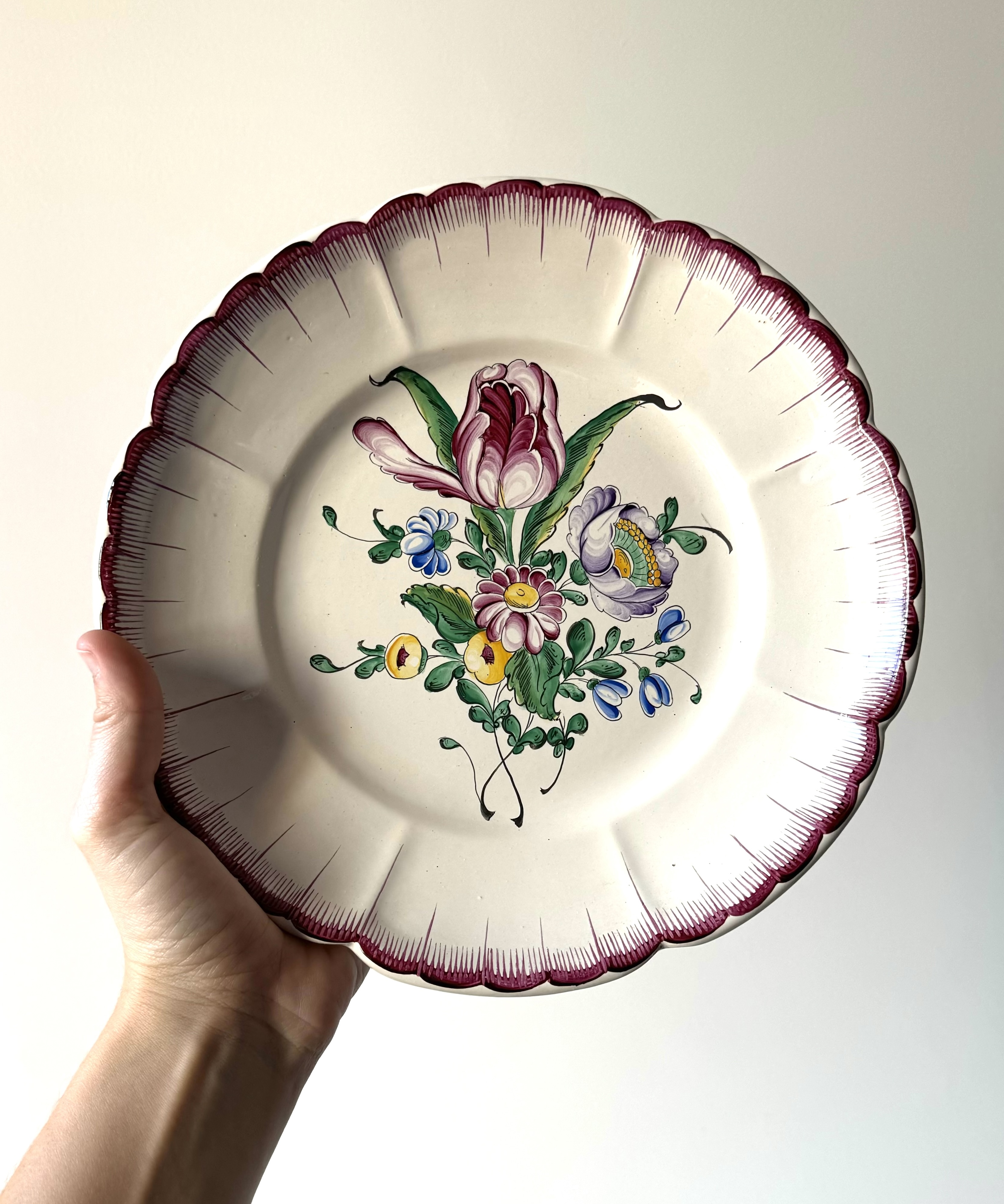 Faience plate with hand-painted flowers/ France  