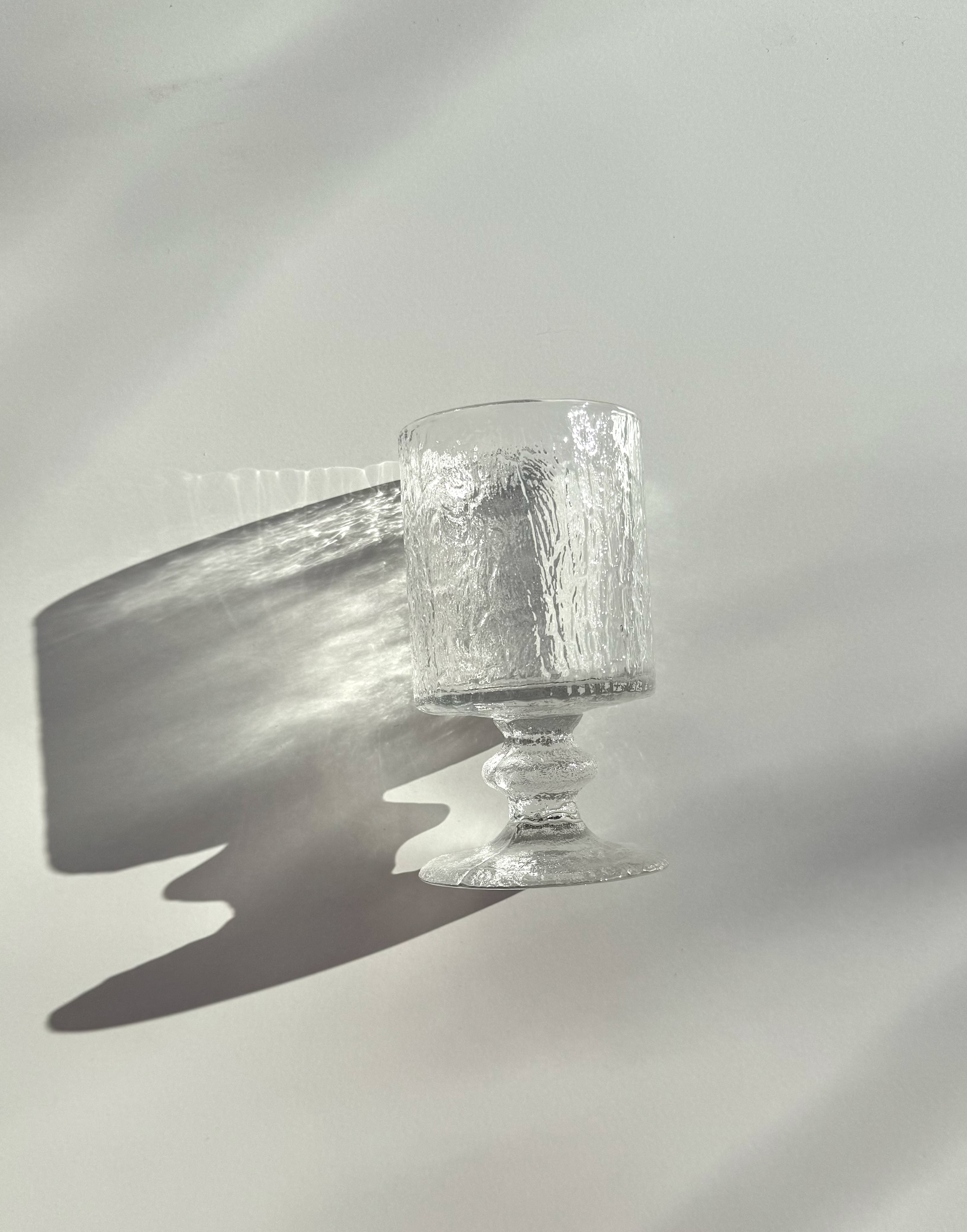 Wine glass: Festivo “Senaattori”  by Scandinavian company Iittala 1960-1970.Designed by TIMO SARPANEVA 