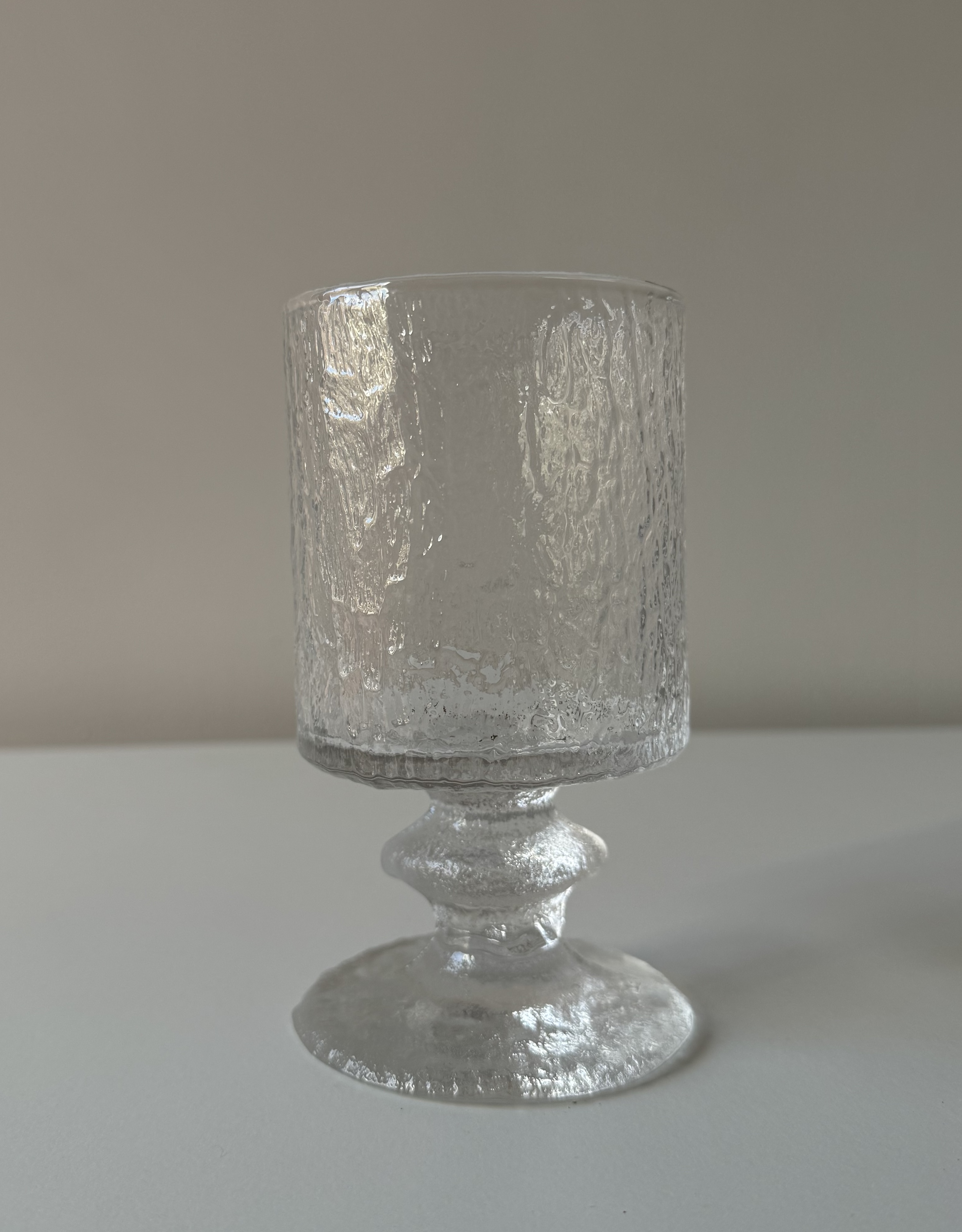 Wine glass: Festivo “Senaattori”  by Scandinavian company Iittala 1960-1970.Designed by TIMO SARPANEVA 