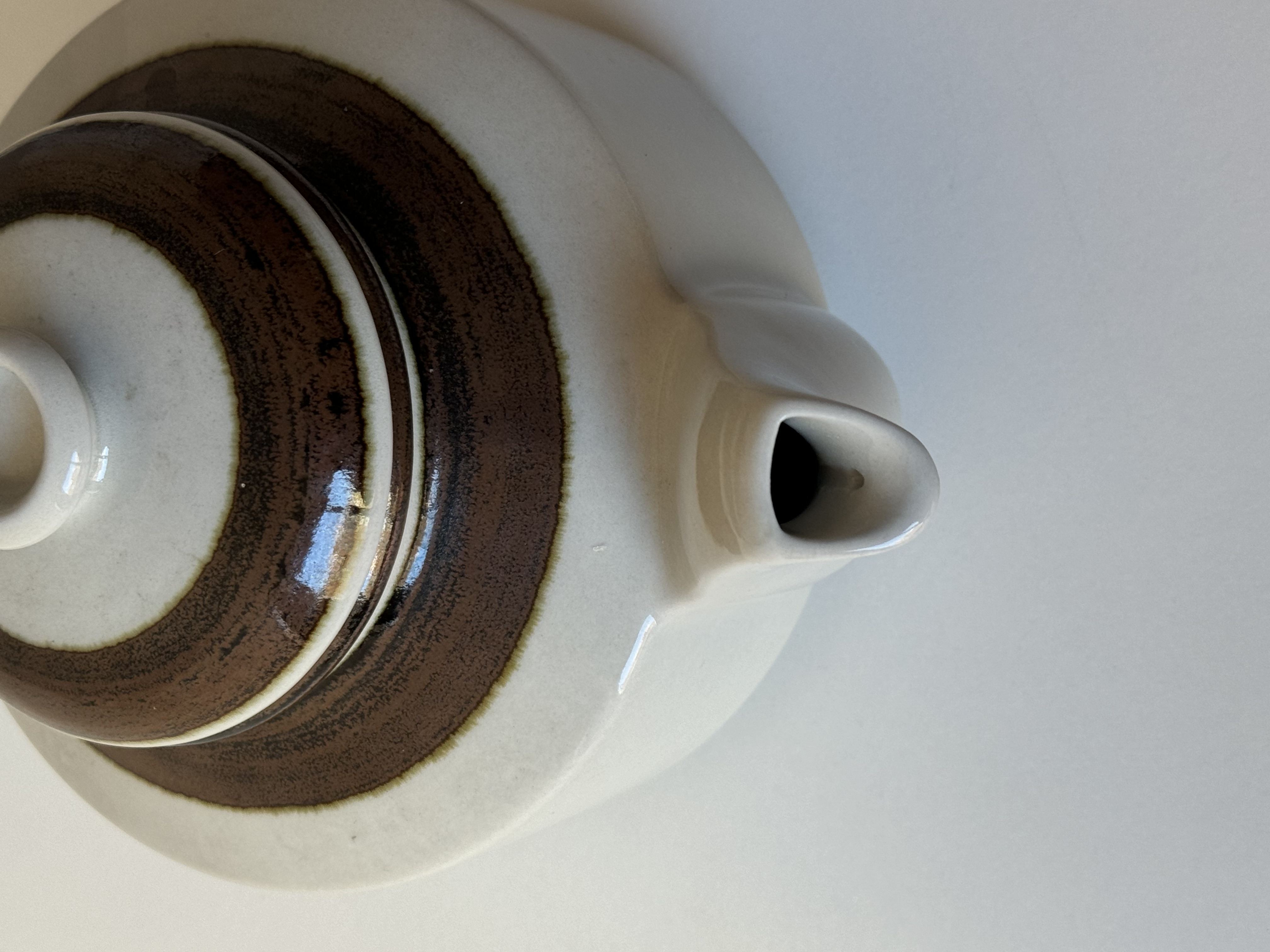 Teapot ceramic Arabia KARELIA designed by Anja Jaatinen Winquist