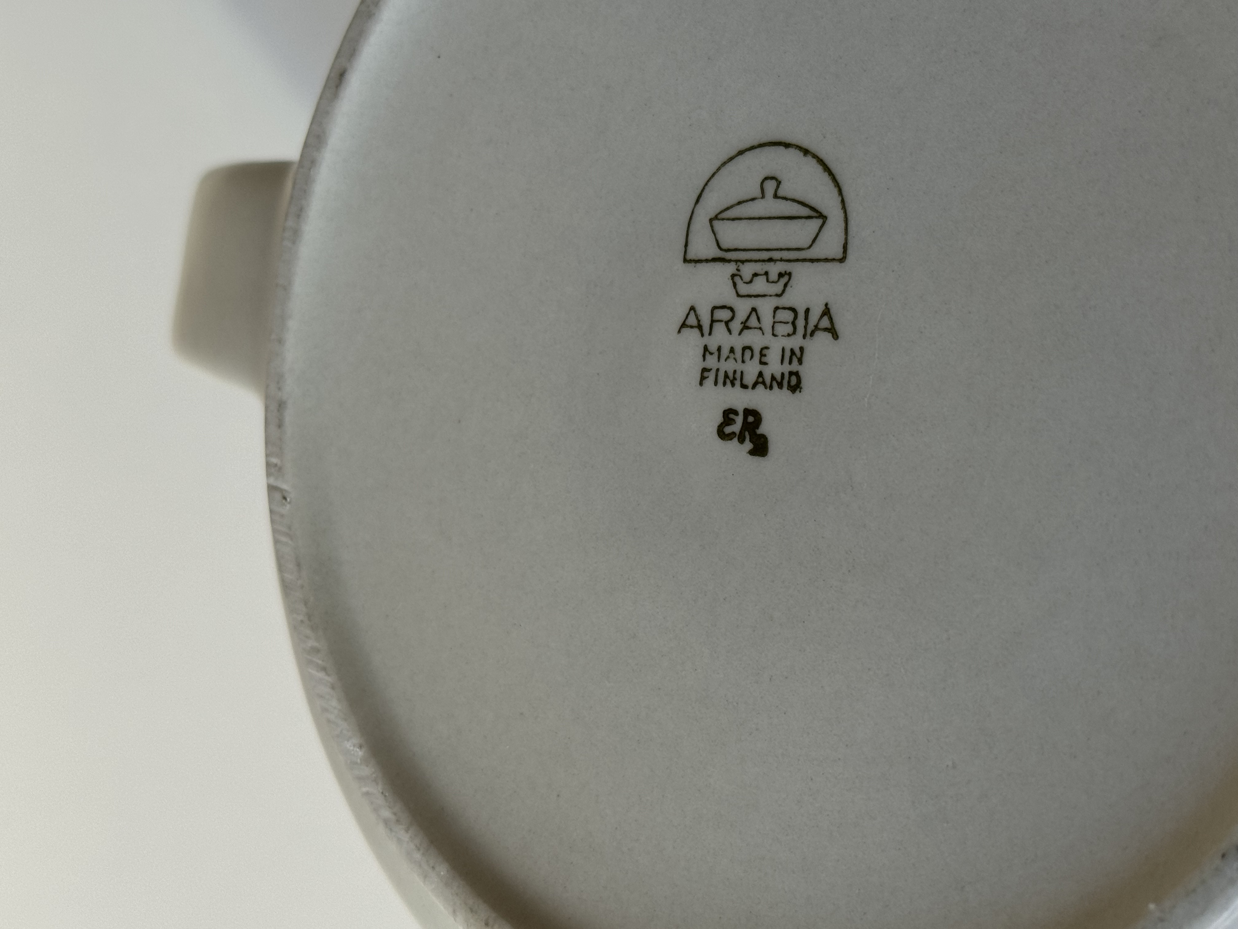 Teapot ceramic Arabia KARELIA designed by Anja Jaatinen Winquist