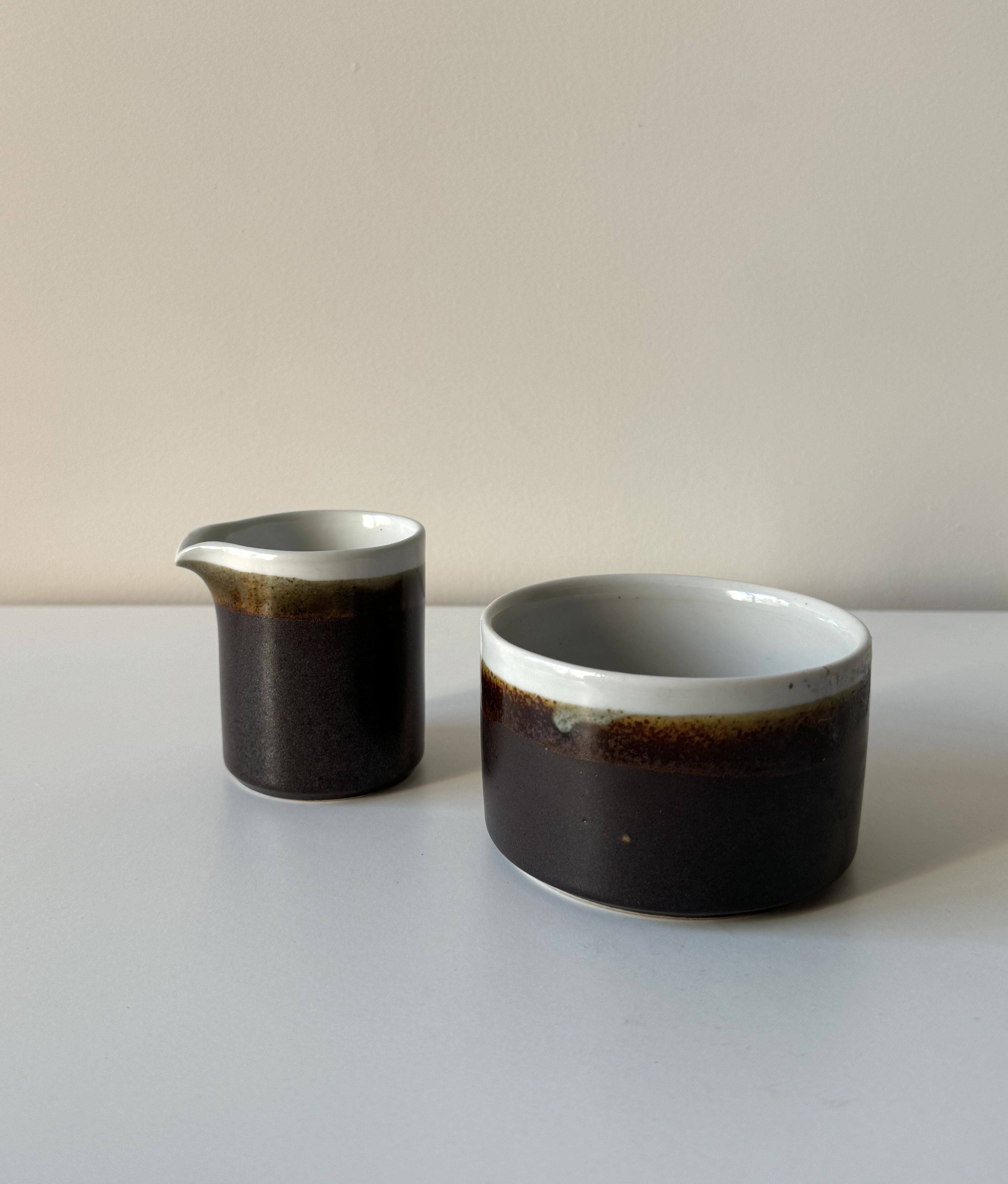 Handcrafted sugar bowl and cream jug by the Finnish company Pentik, 1975-1980  
