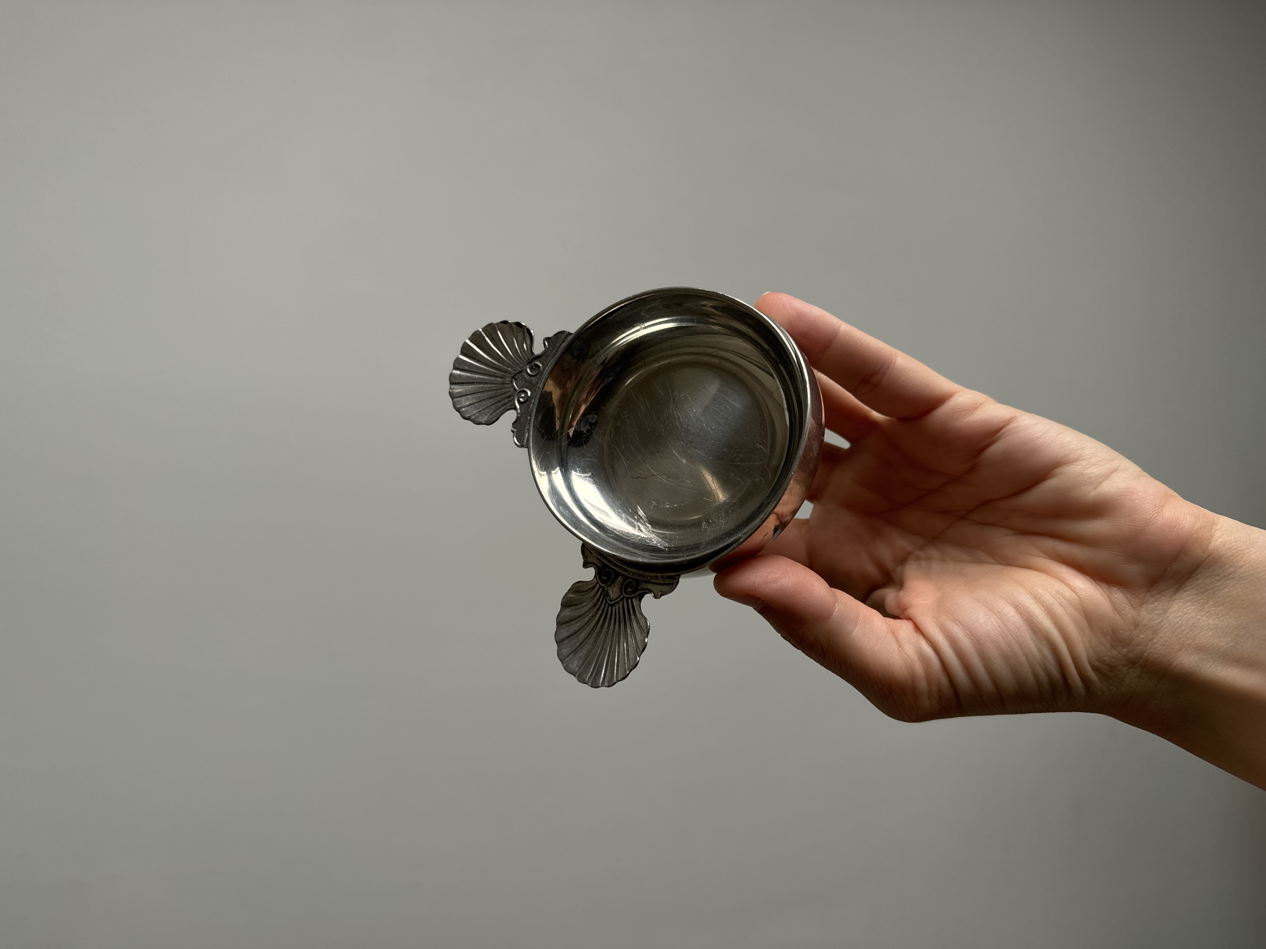 French tasting cups for wine/L’tsin ala Rose